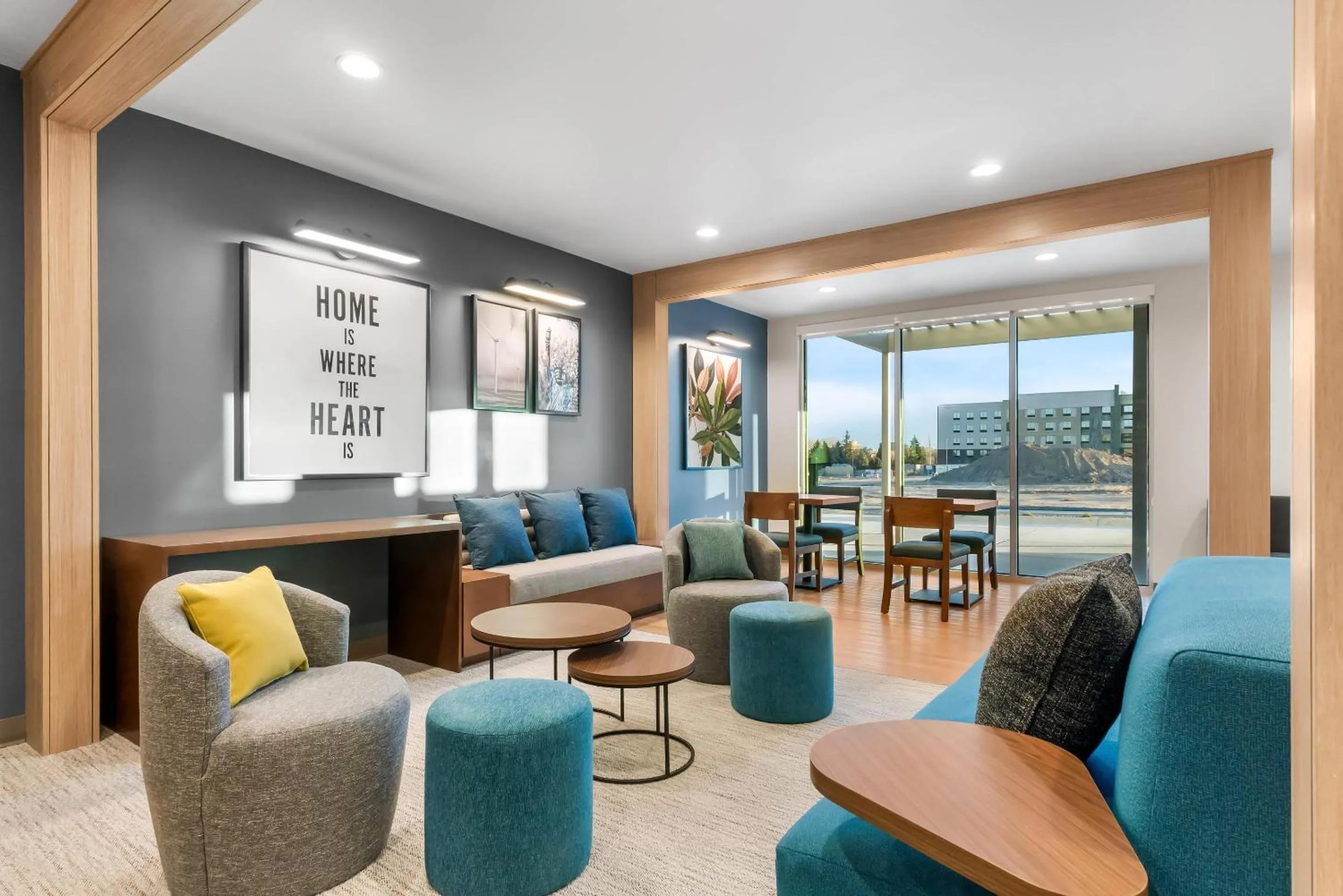 Lobby or reception in Everhome Suites Cheyenne