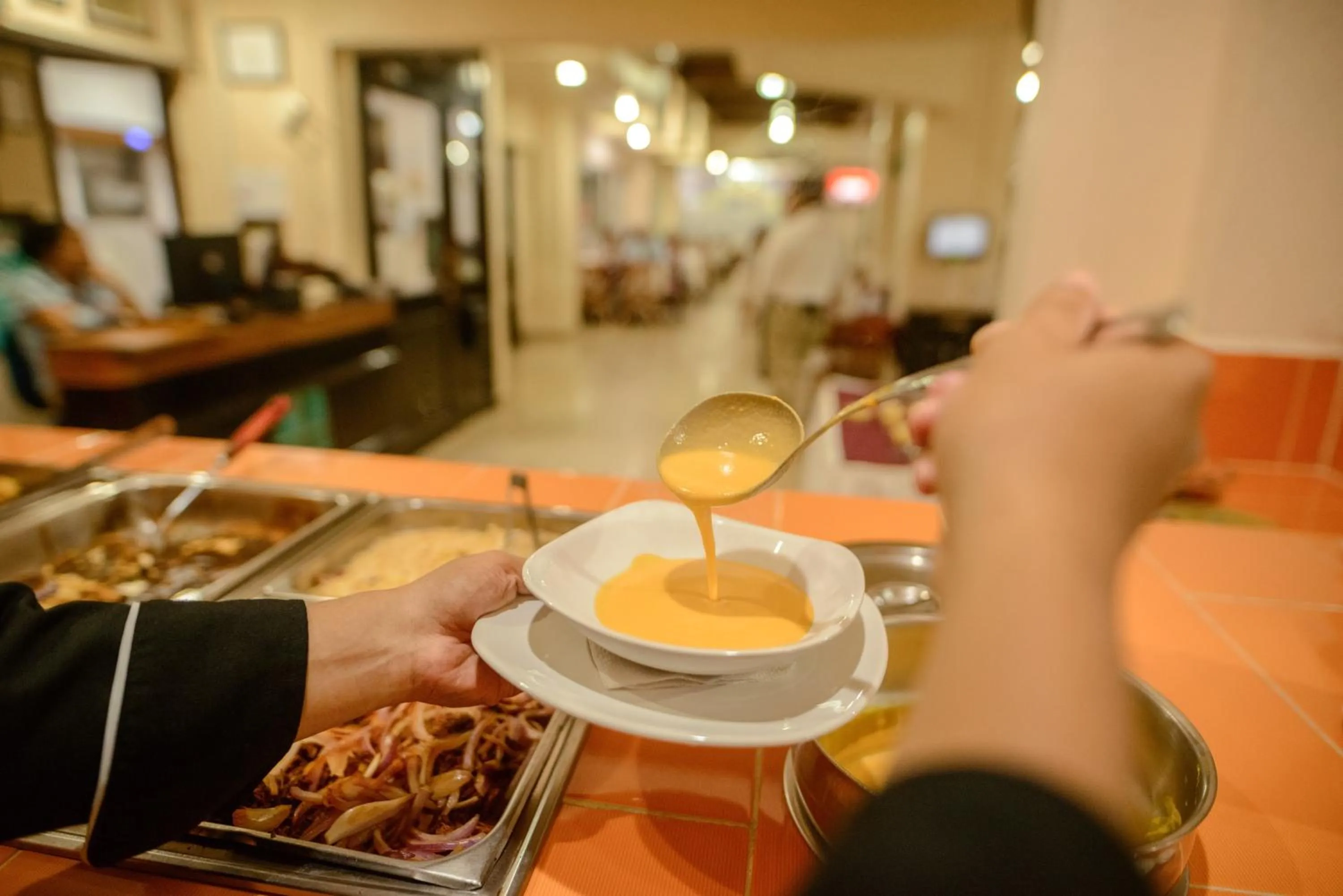 Restaurant/places to eat in HOTEL DON MIGUEl