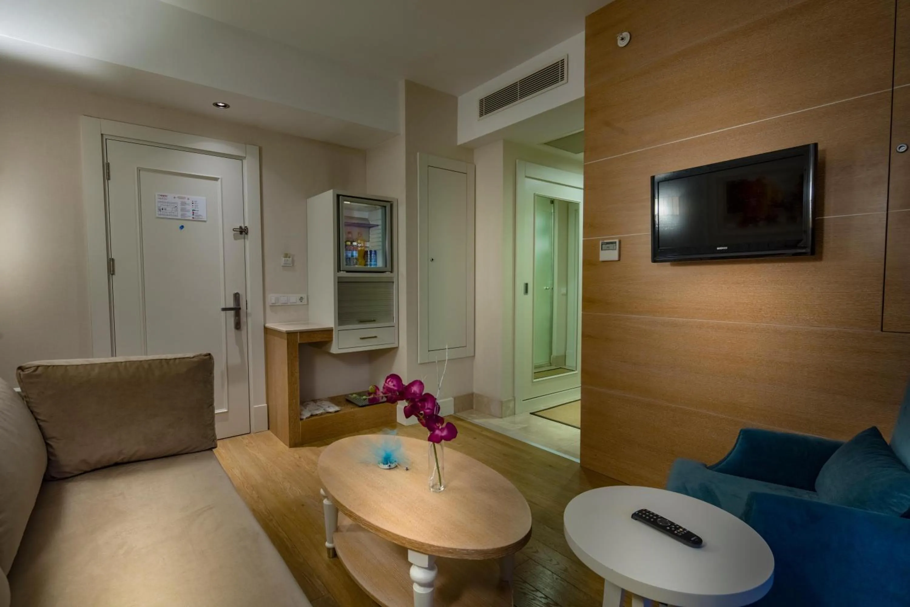 Bathroom in Sentido Trendy Verbena Beach Hotel