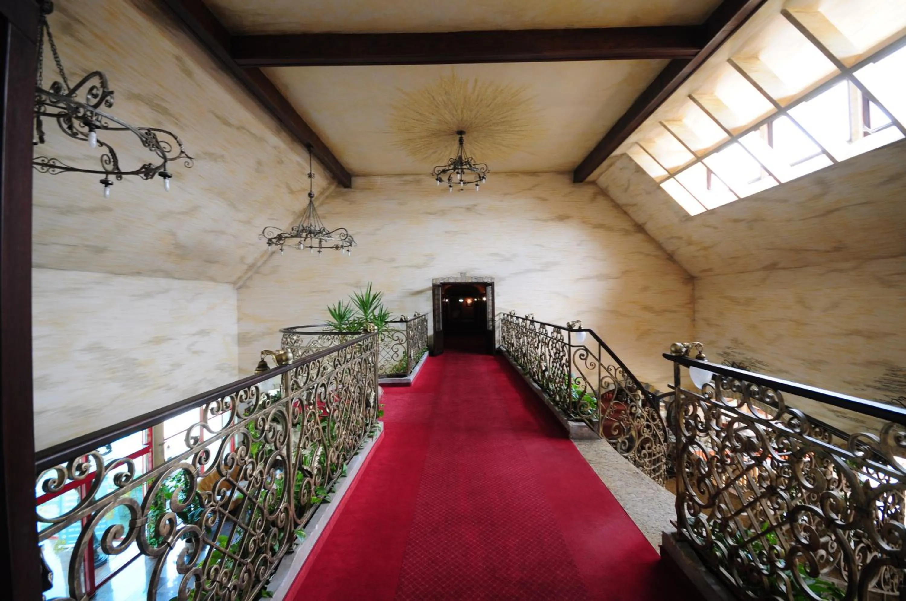 Balcony/Terrace in Manor Hotel