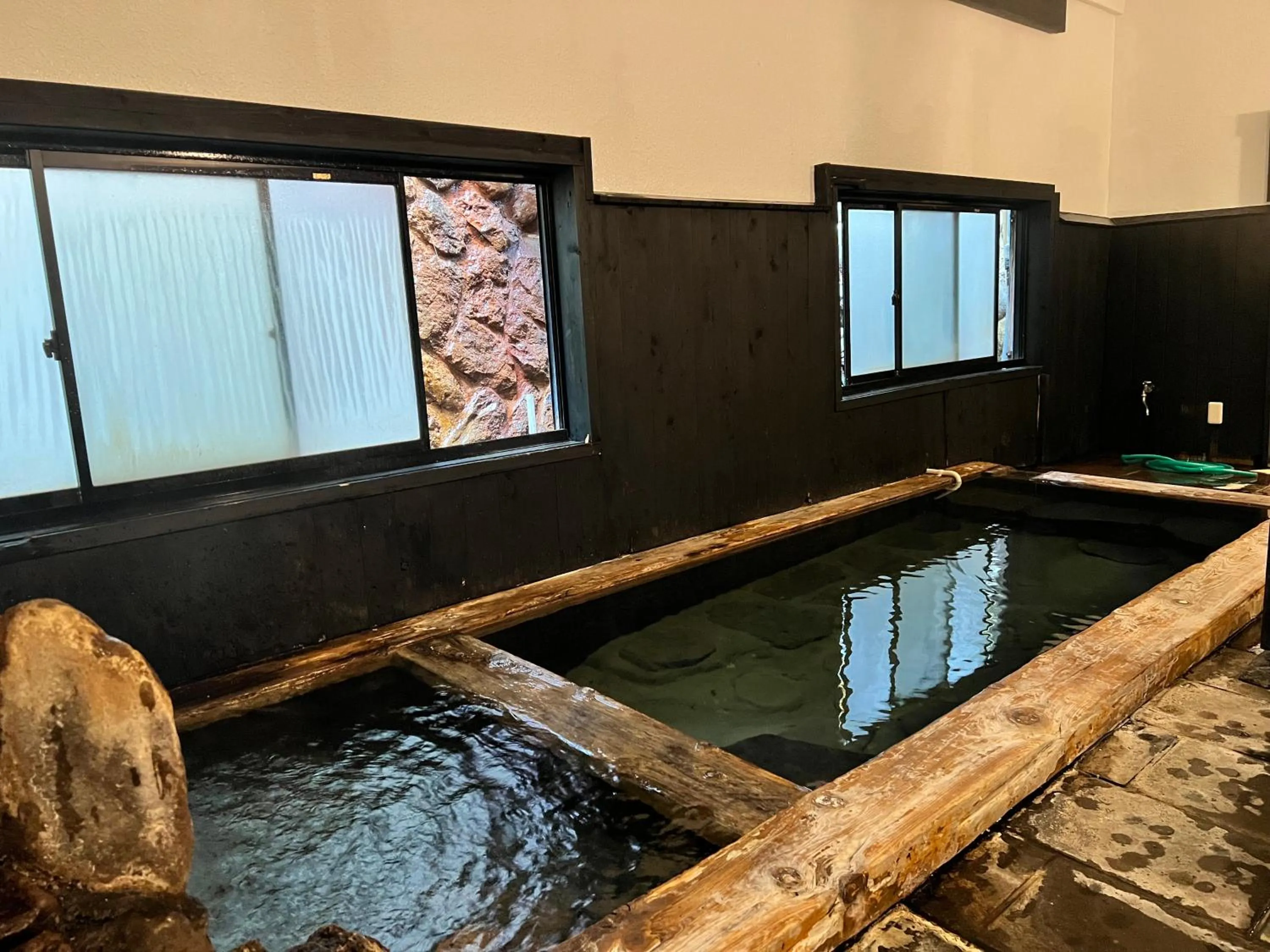 Hot Spring Bath in Yusai Bekkan