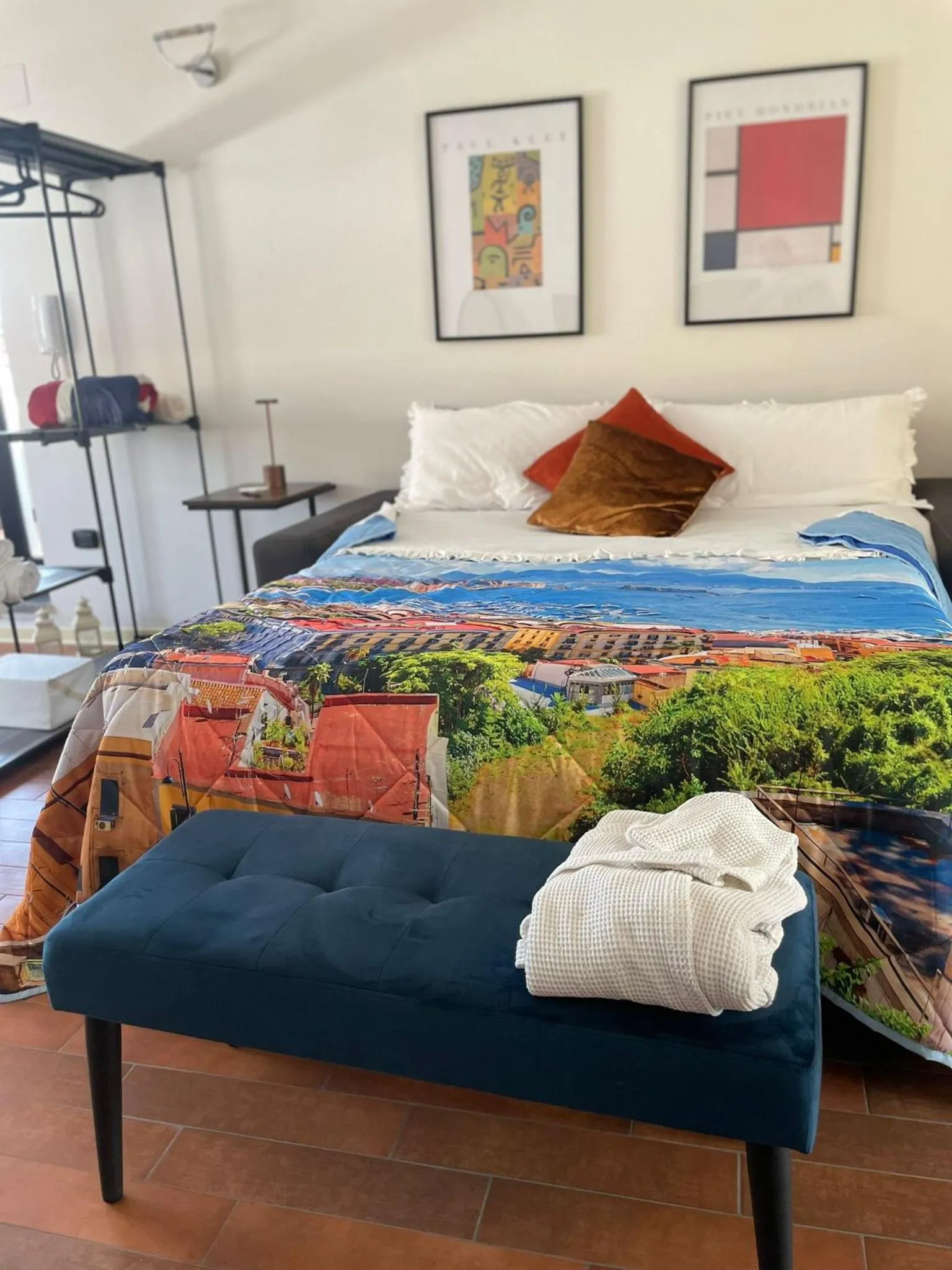 Bed in Pompei Duplex Apartment Deluxe