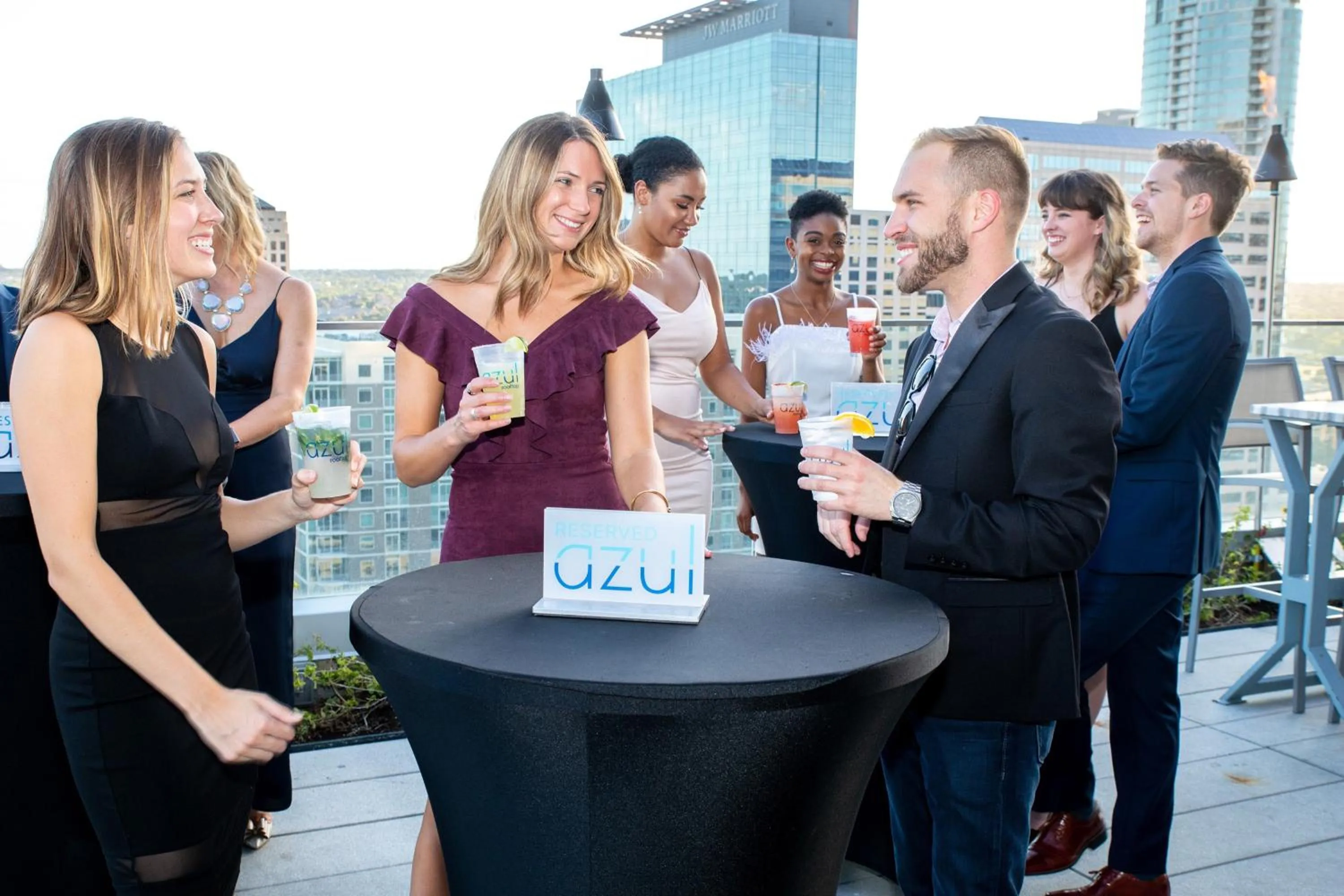 Lounge or bar in The Westin Austin Downtown