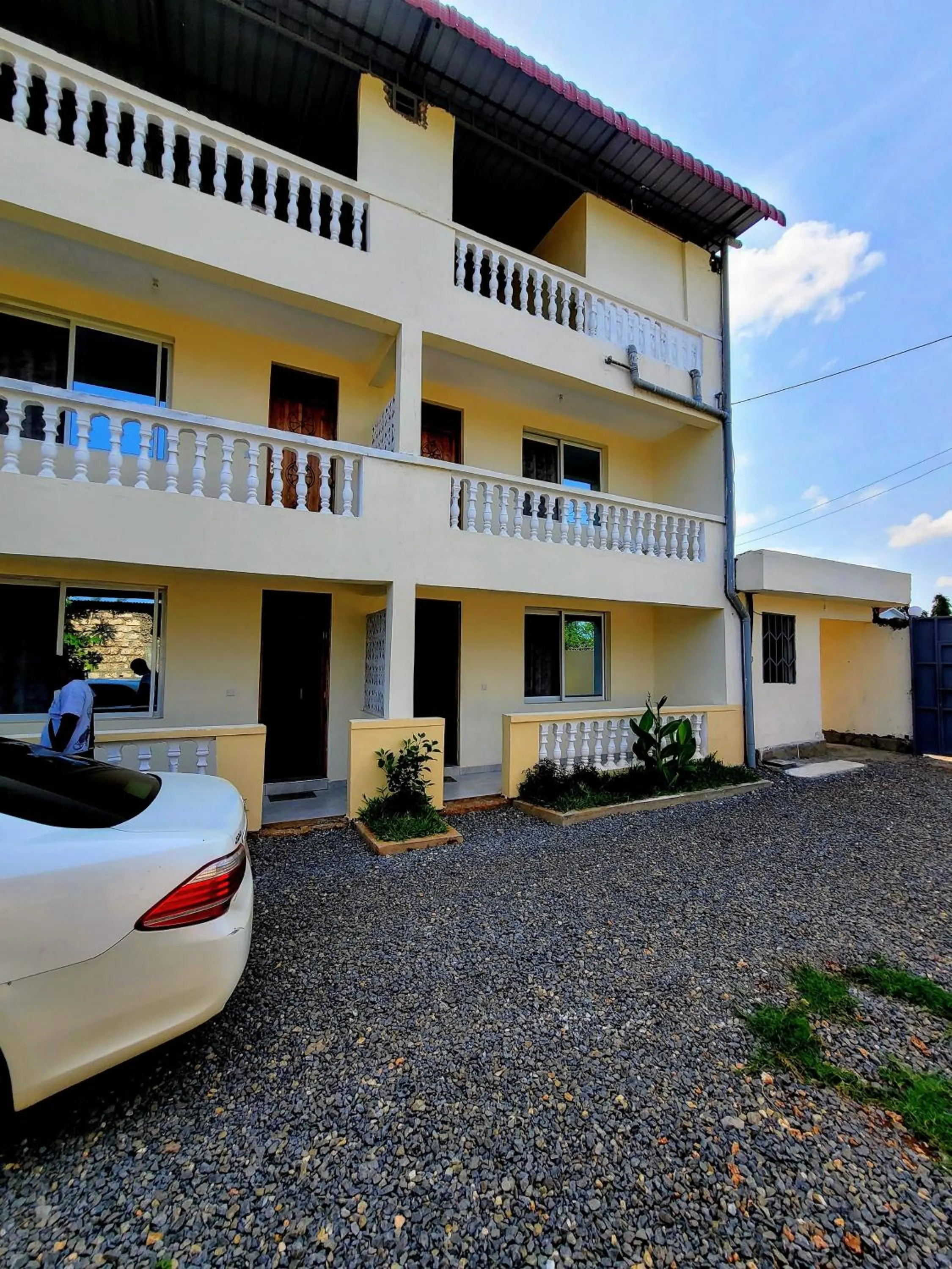 Property building in Casuarina Lounge