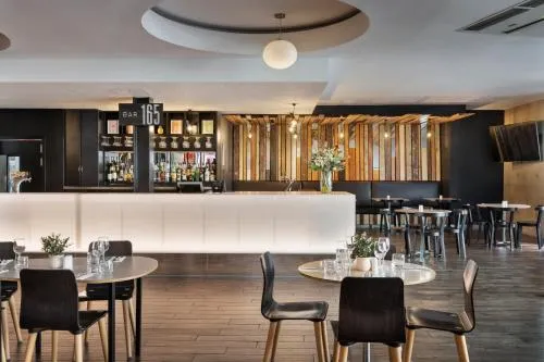 BreakFree on Cashel, an Accor Hotel