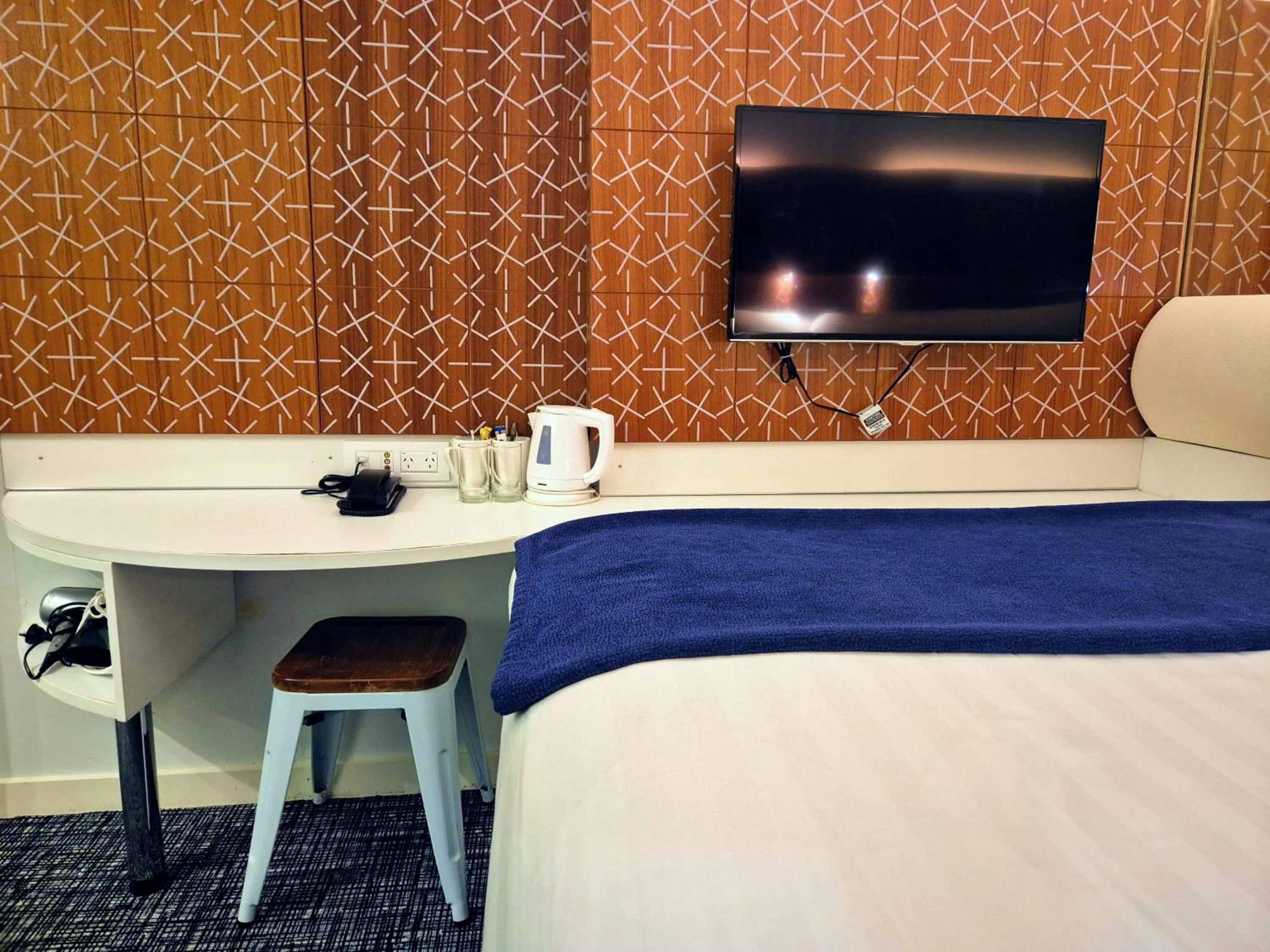 Bed in BreakFree on Cashel, an Accor Hotel