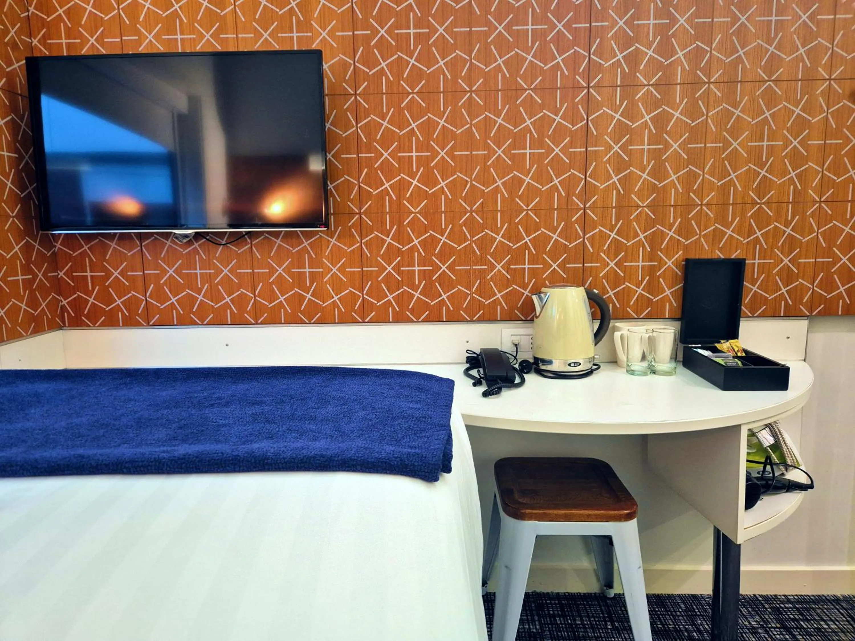 Bed in BreakFree on Cashel, an Accor Hotel