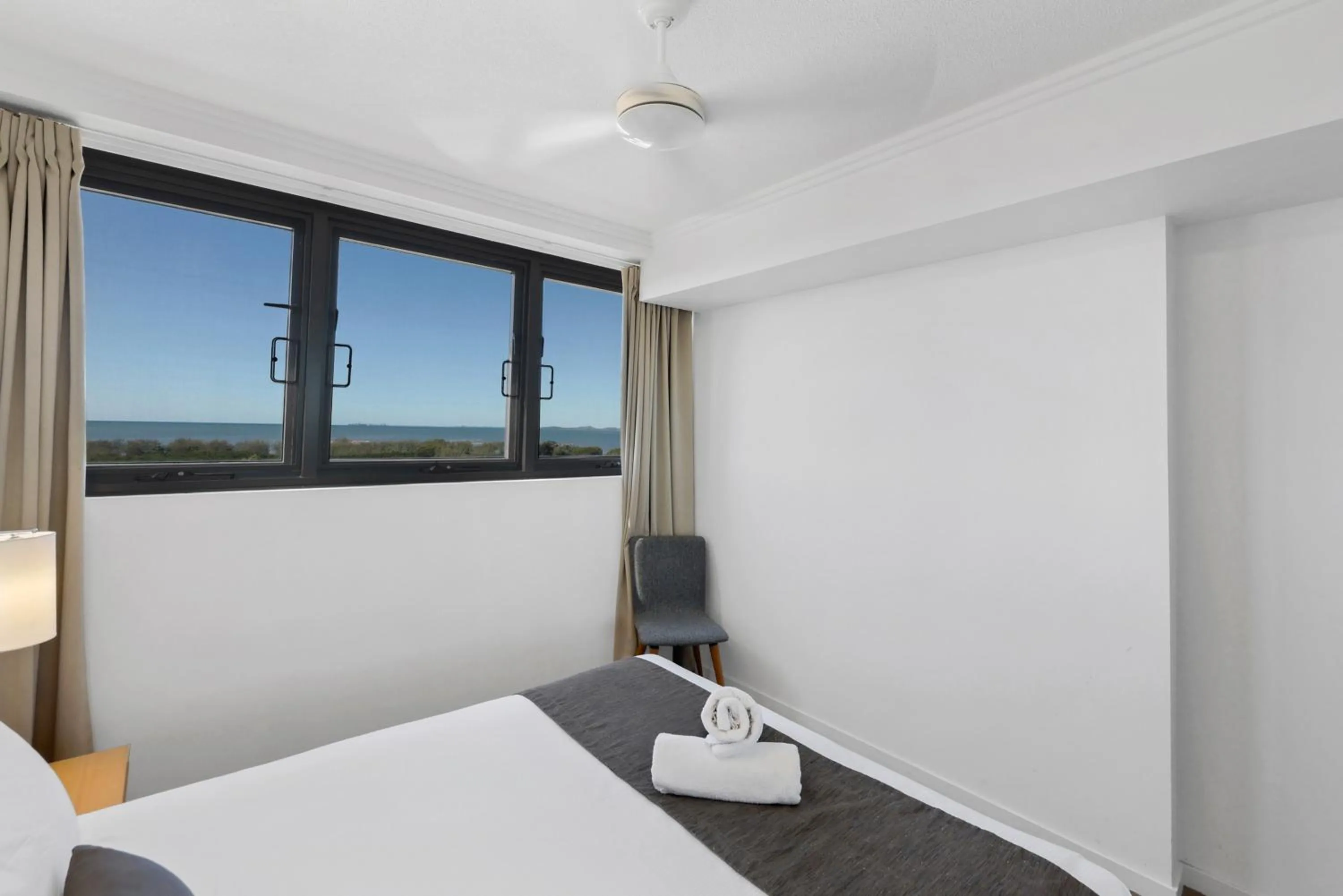 Bedroom, Bed in Pacific Sands Apartments Mackay