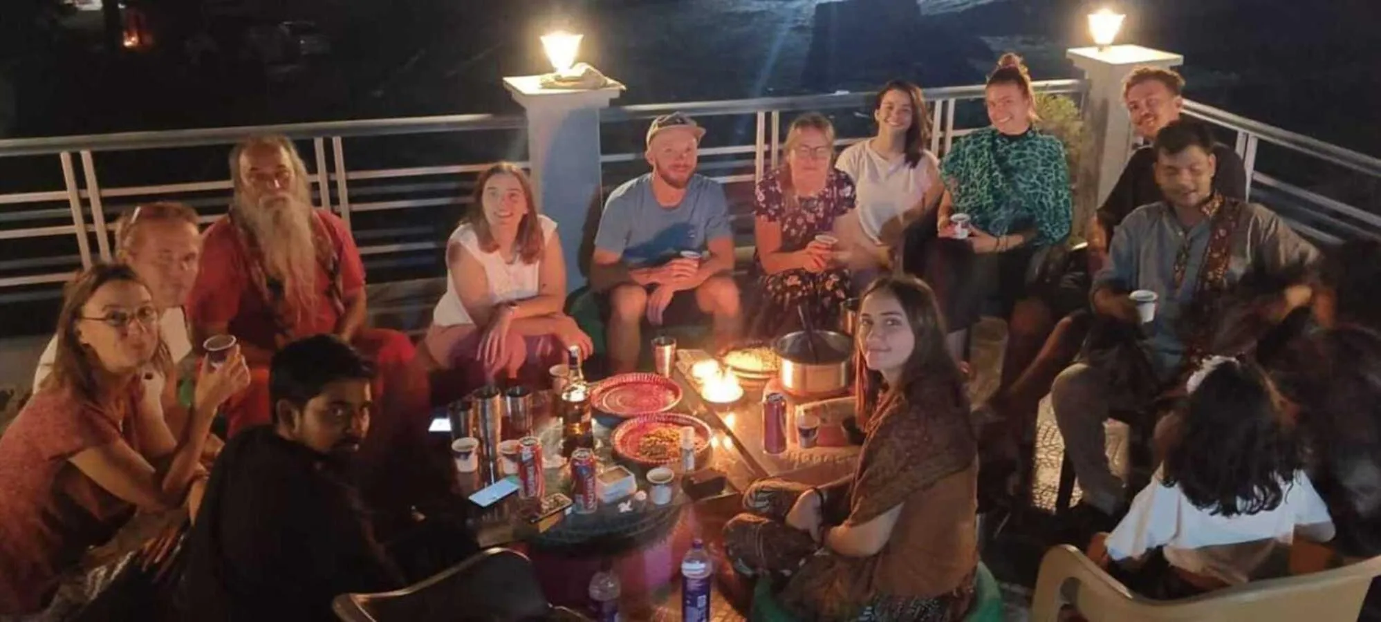 Restaurant/places to eat in Mohit Paying Guest House