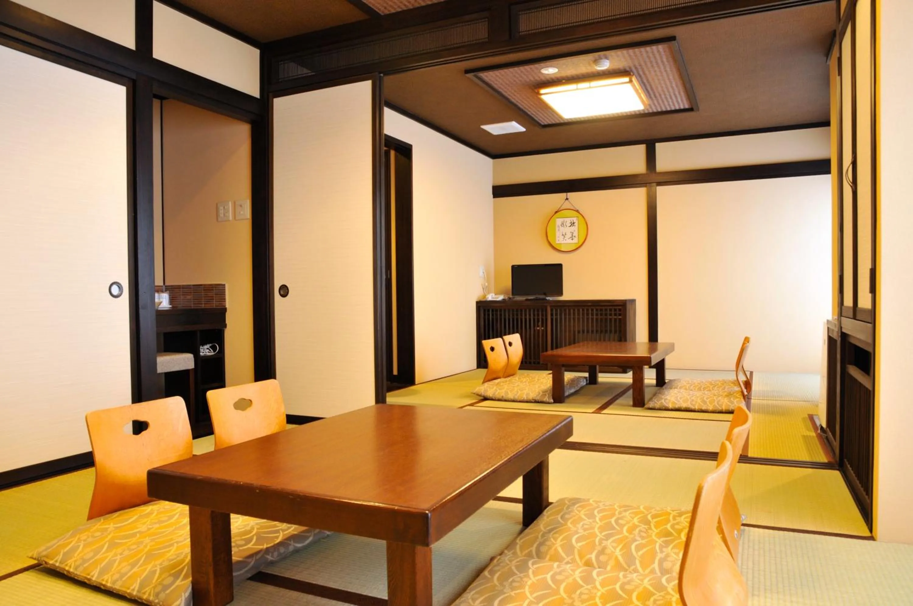 Photo of the whole room in Maruyama Onsen Kojyokan