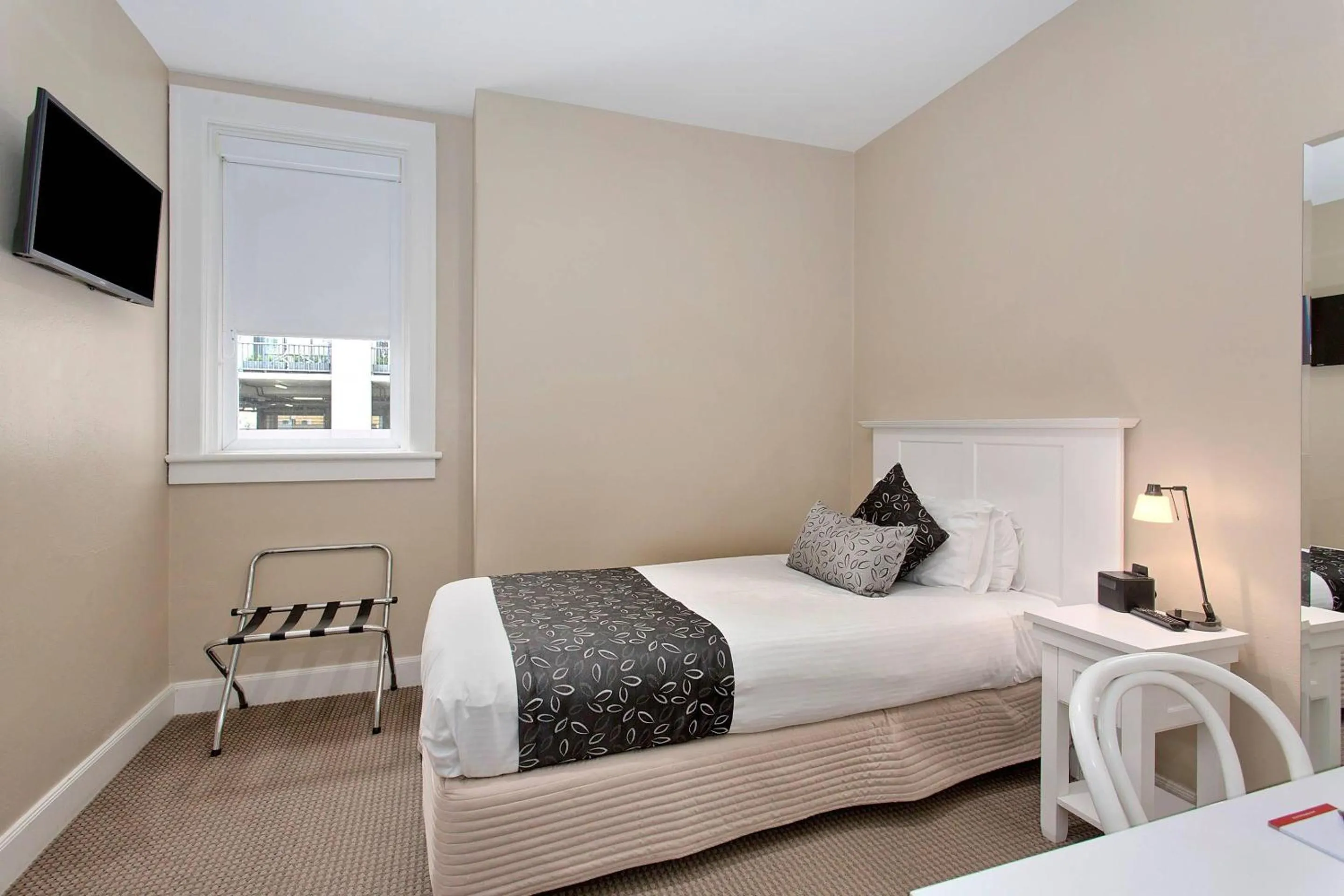 Bedroom, Bed in CH Boutique Hotel & Apartments, an Ascend Collection Hotel