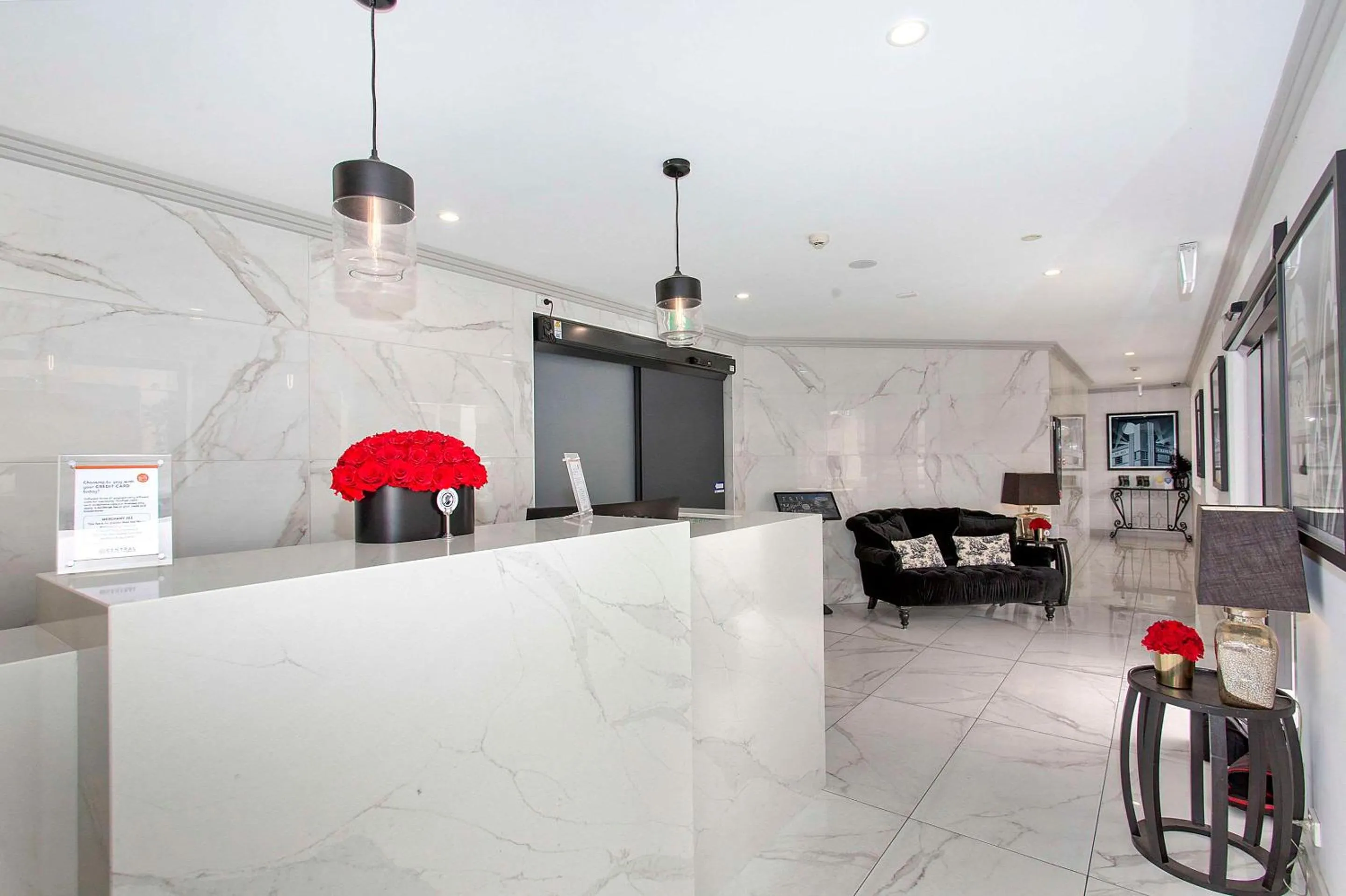 Lobby or reception in CH Boutique Hotel & Apartments, an Ascend Collection Hotel