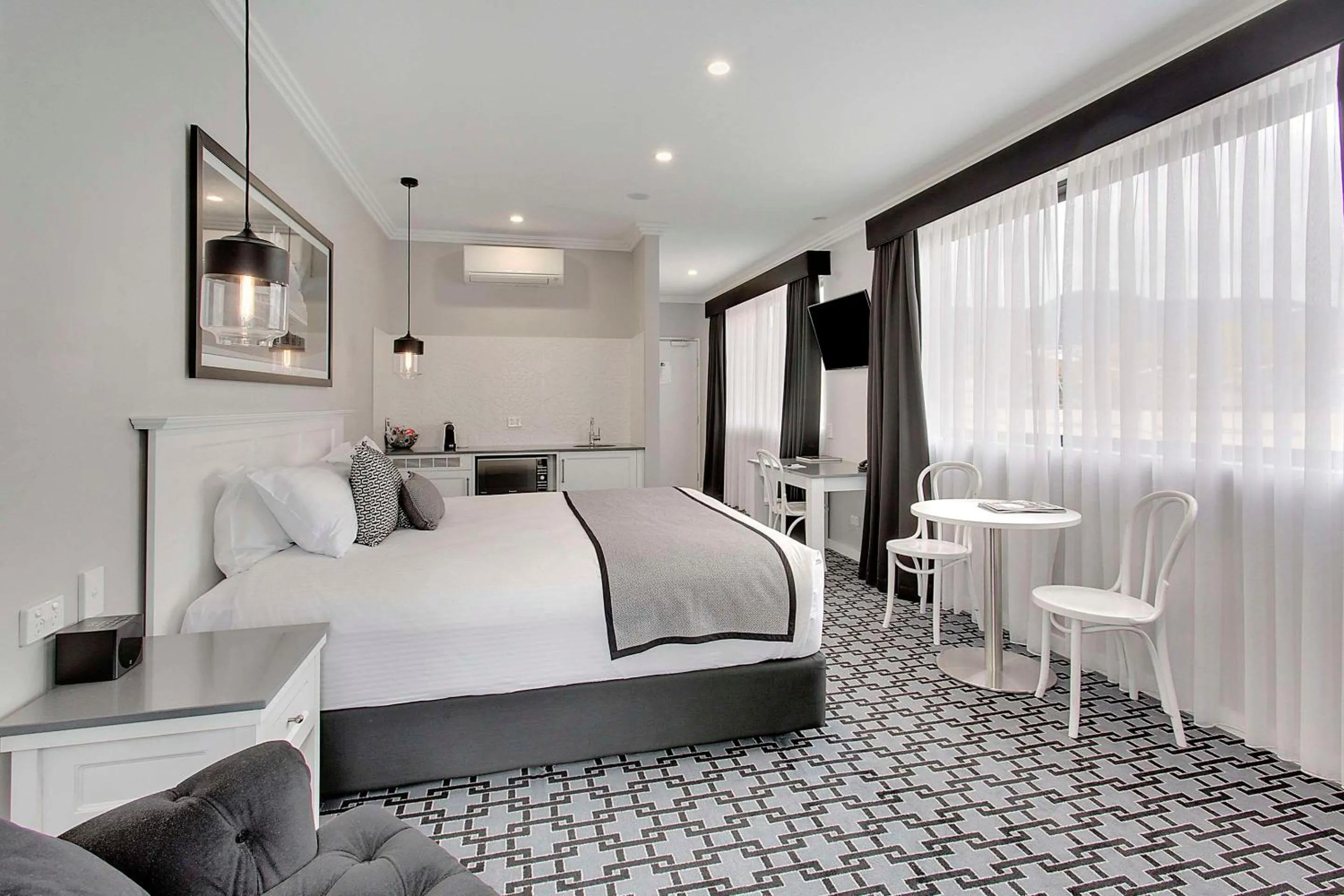 Bedroom, Bed in CH Boutique Hotel & Apartments, an Ascend Collection Hotel