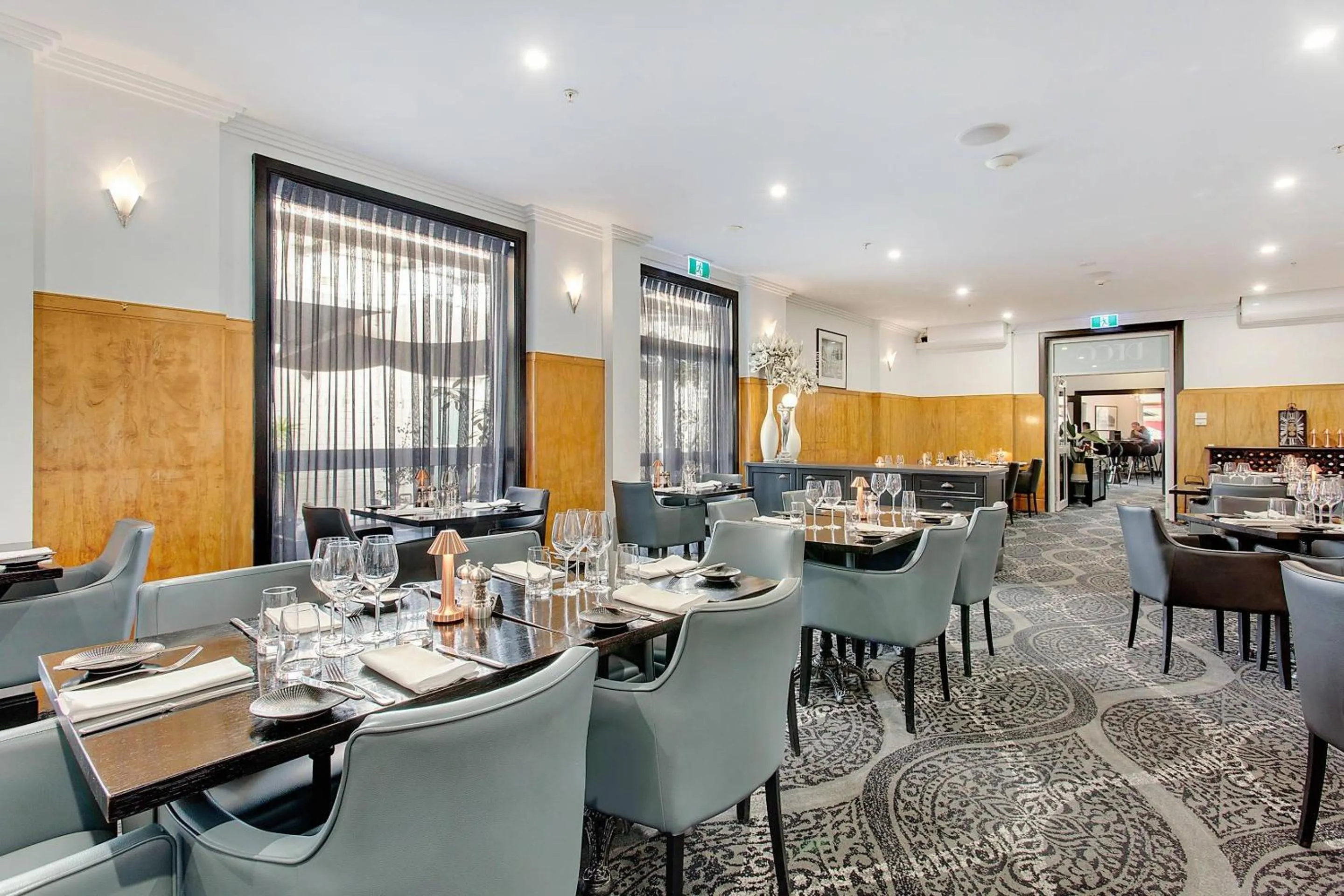 Restaurant/places to eat in CH Boutique Hotel & Apartments, an Ascend Collection Hotel