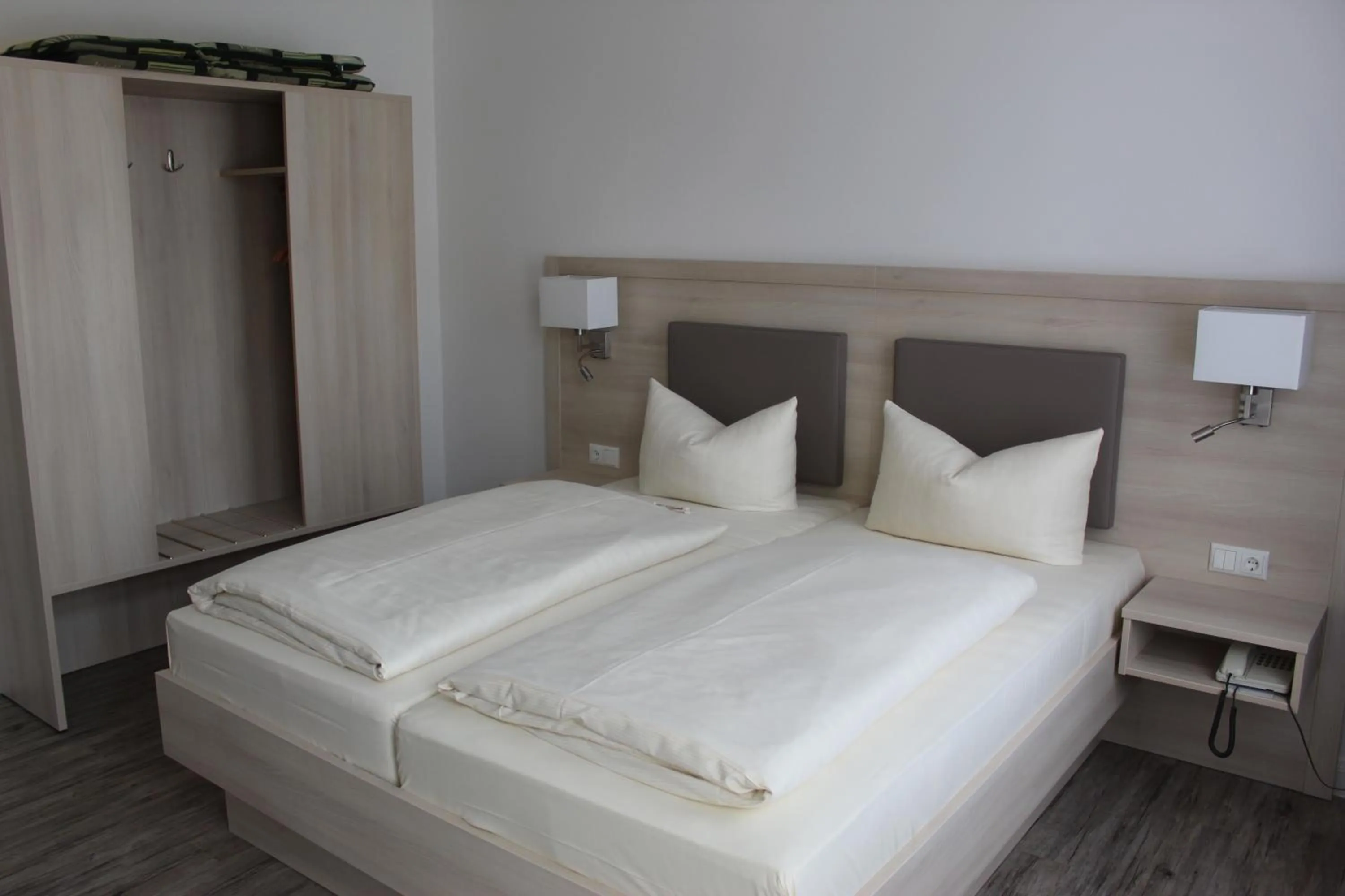 Photo of the whole room, Bed in Hotel Sonnenklause