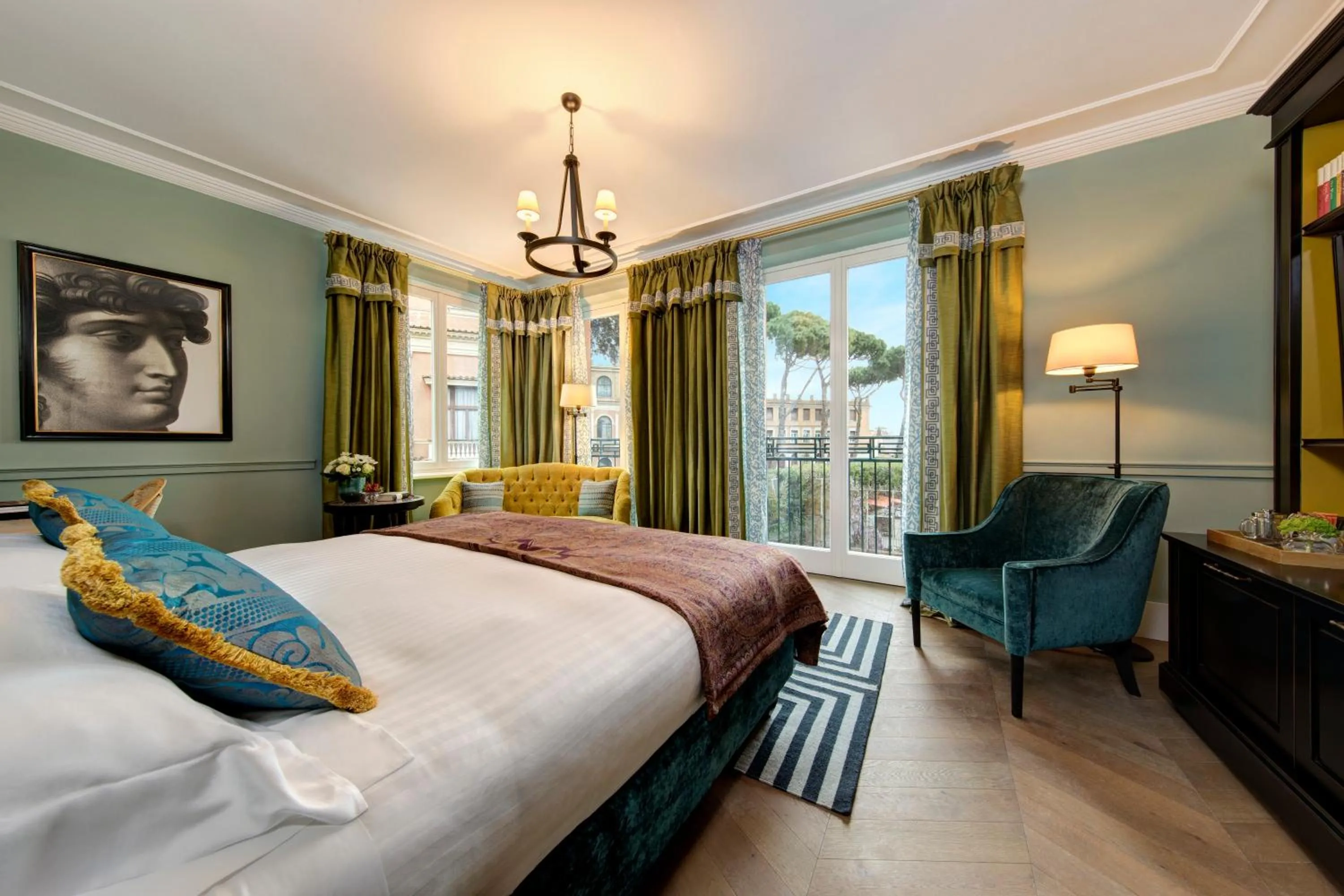 Bedroom, Bed in Rocco Forte Hotel De La Ville