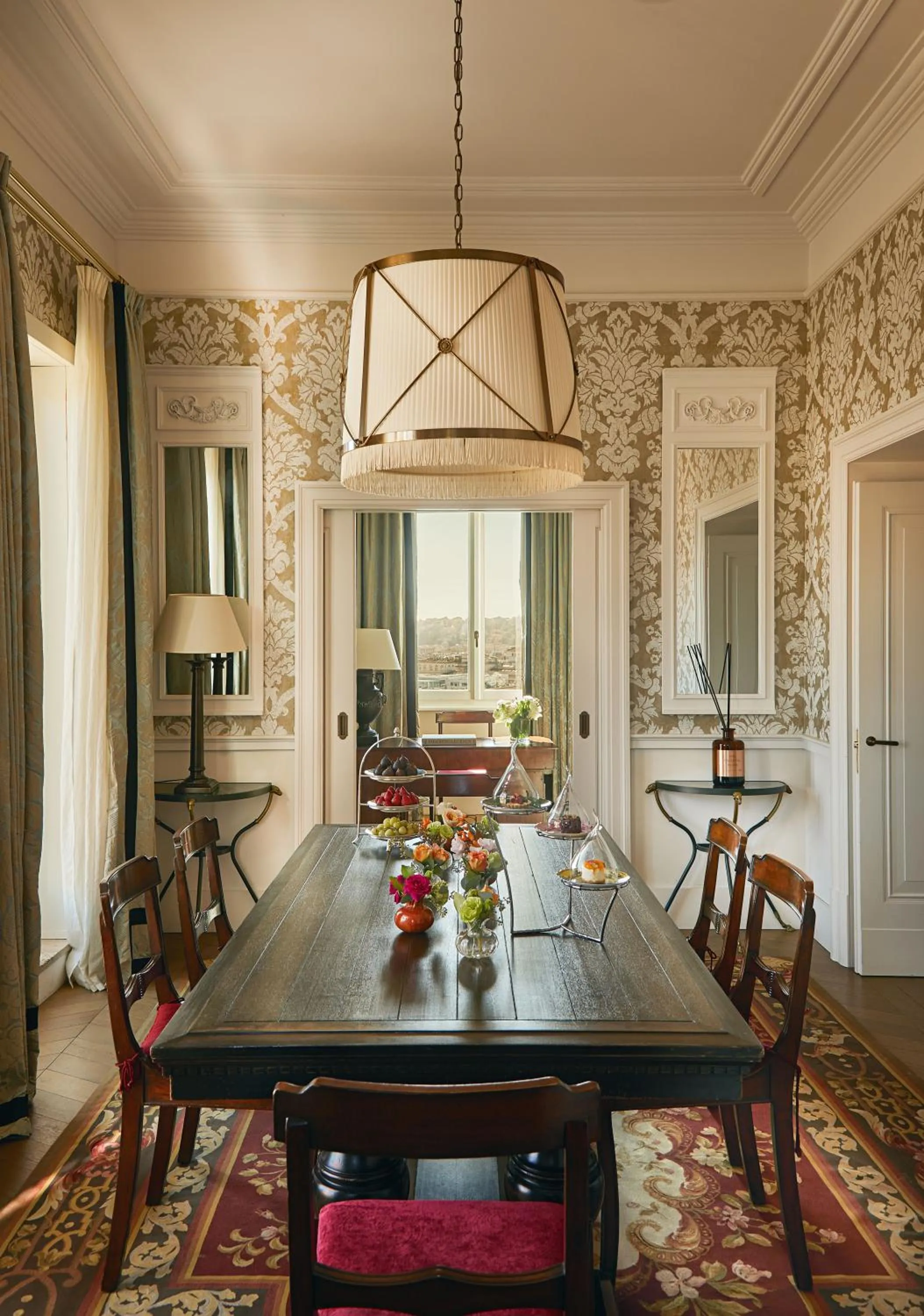 Nearby landmark in Rocco Forte Hotel De La Ville