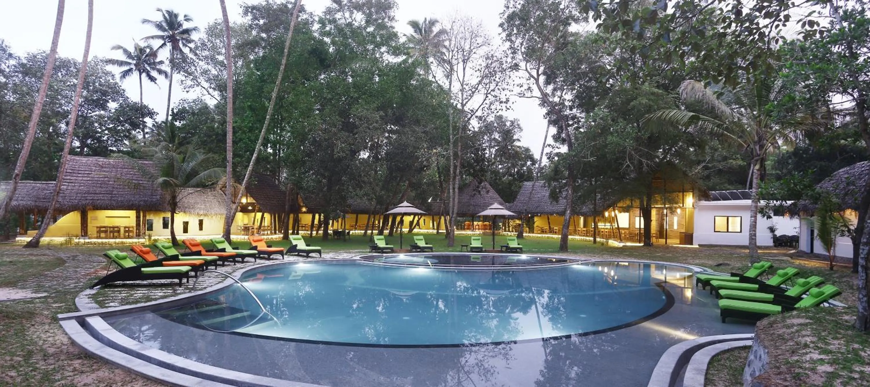 Swimming pool in Xandari Pearl Beach Resort