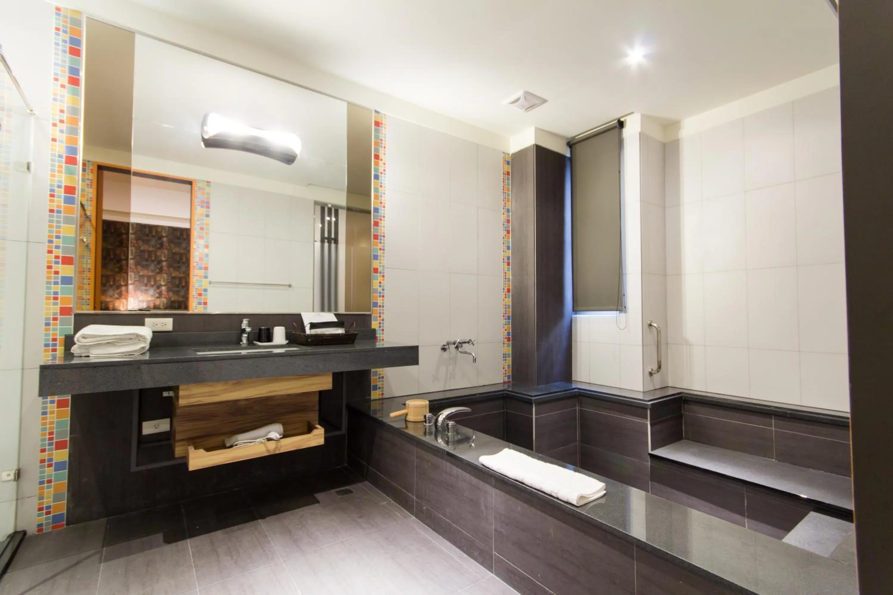 Bathroom in No. 9 Hotel