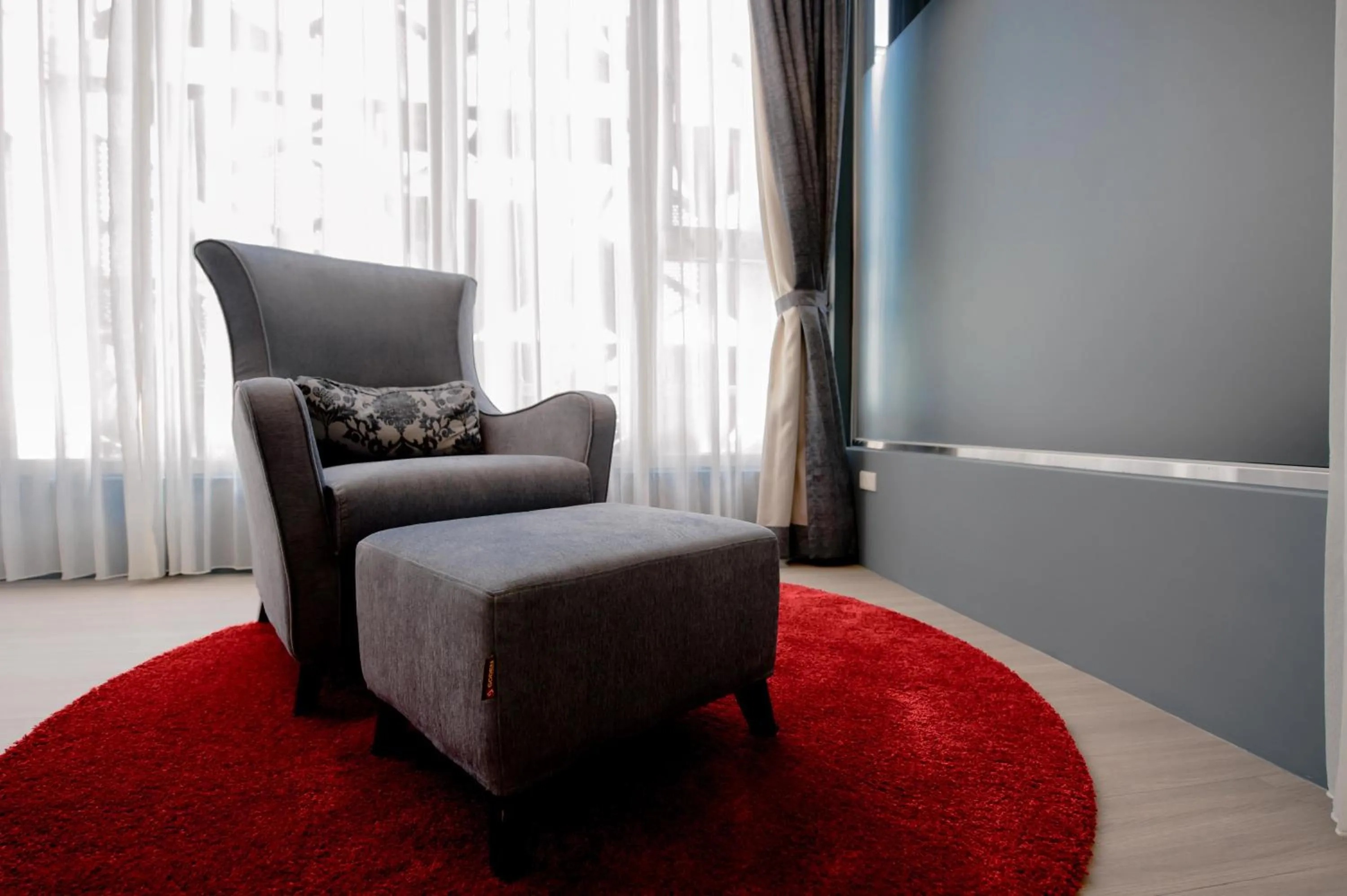 Decorative detail in No. 9 Hotel