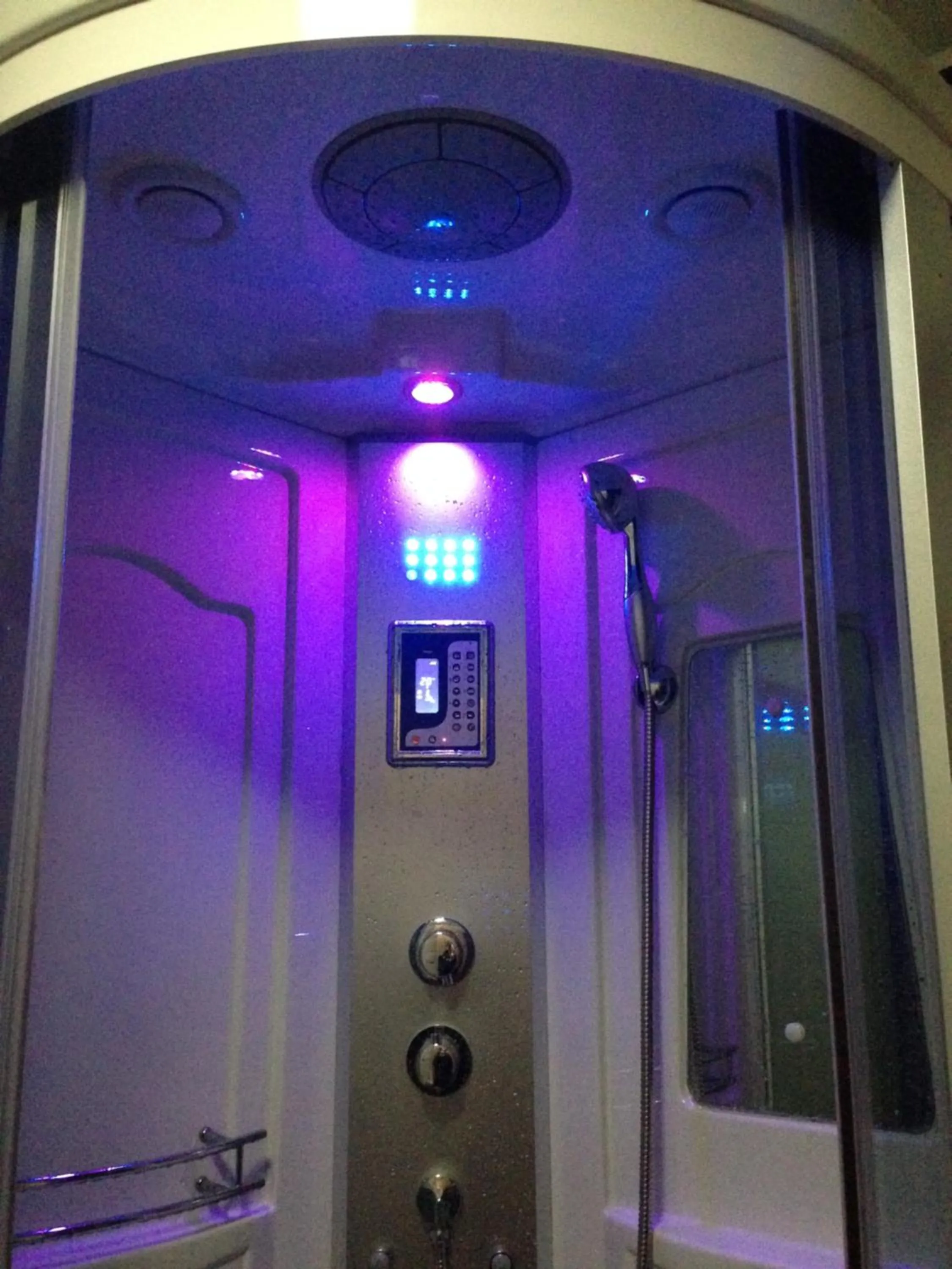 Bathroom in B&B Il Piccolo Principe room and breakfast