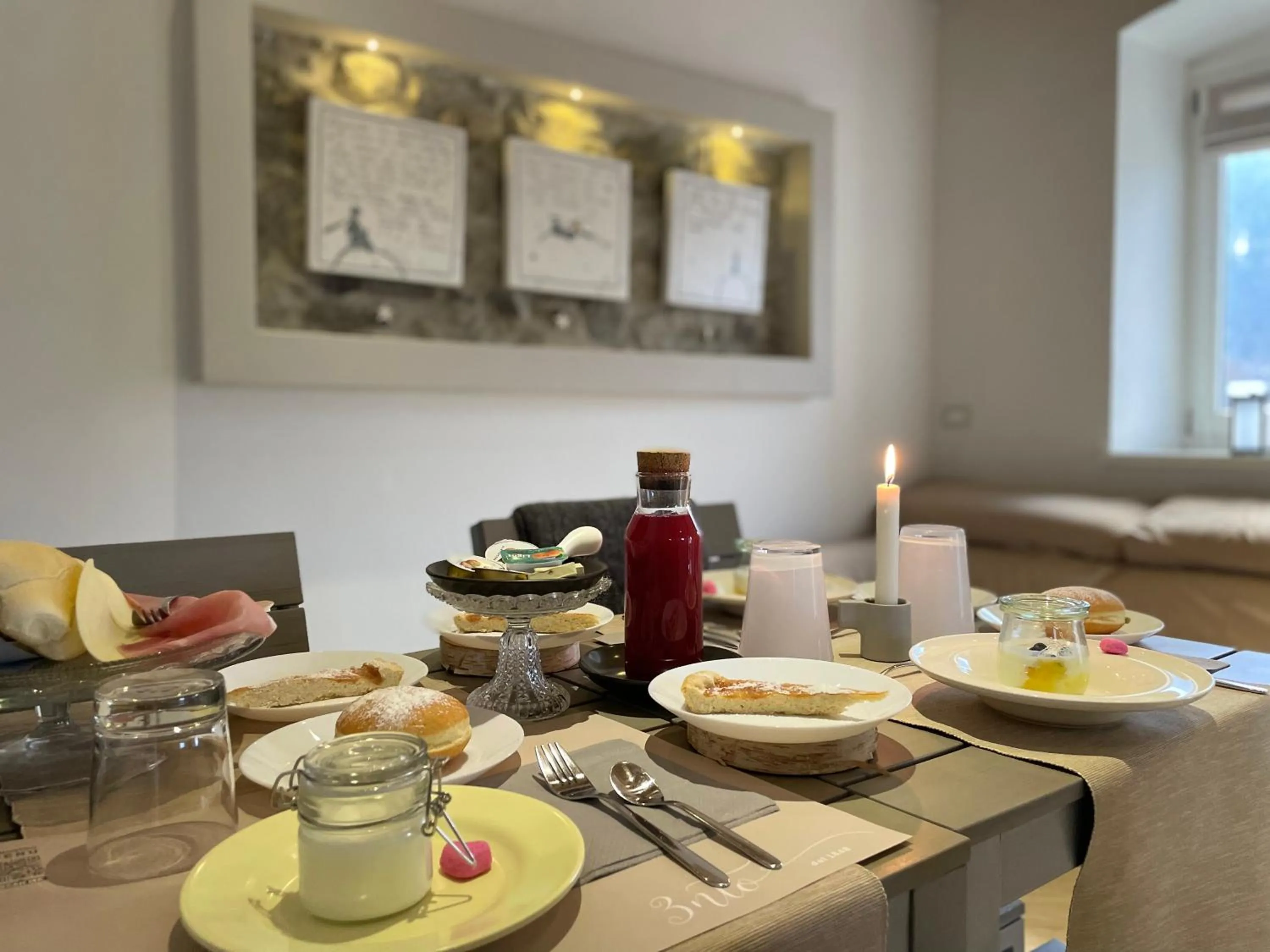 Food and drinks in B&B Il Piccolo Principe room and breakfast