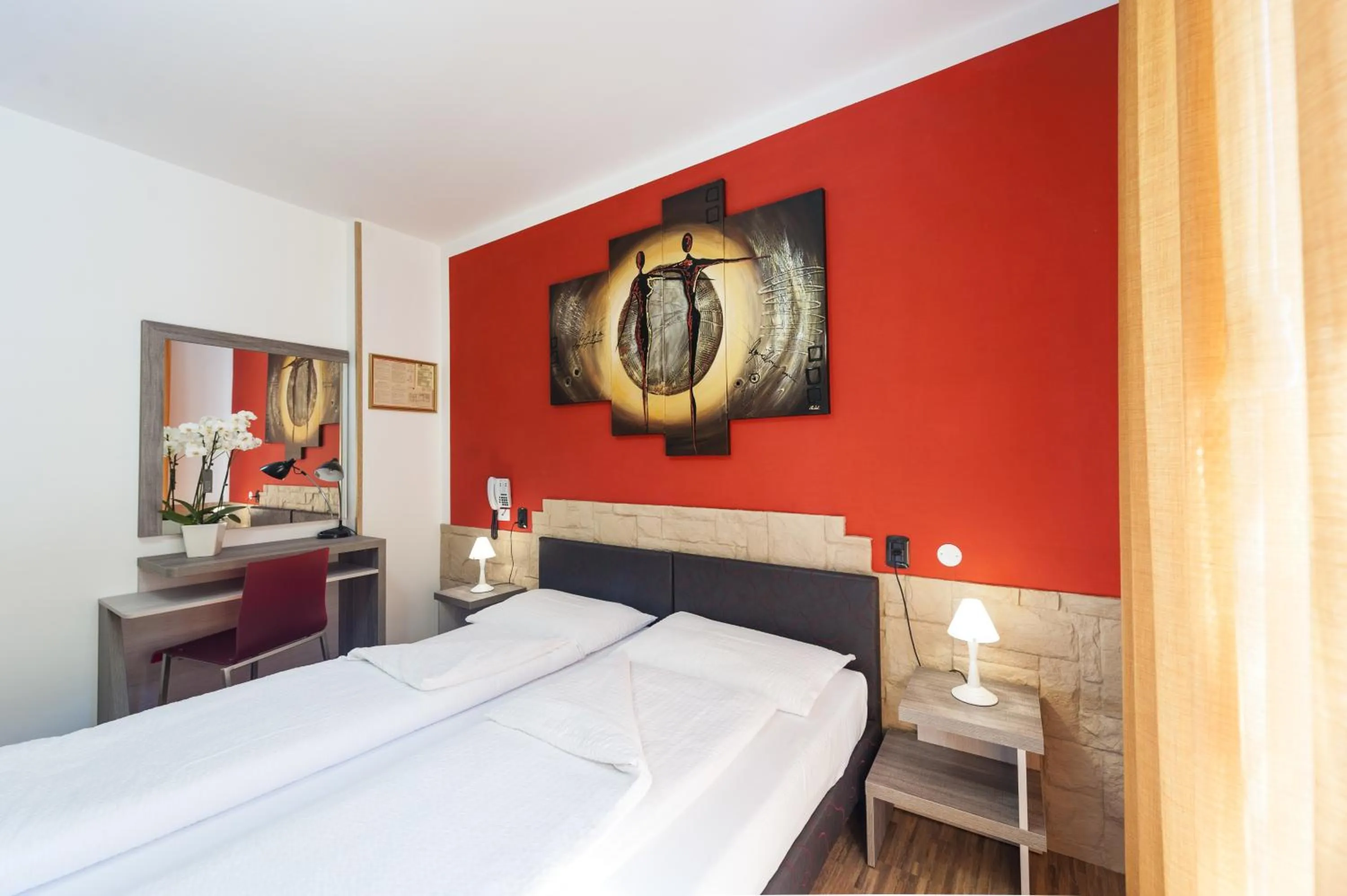 Bedroom, Bed in Hotel Garni Ischia