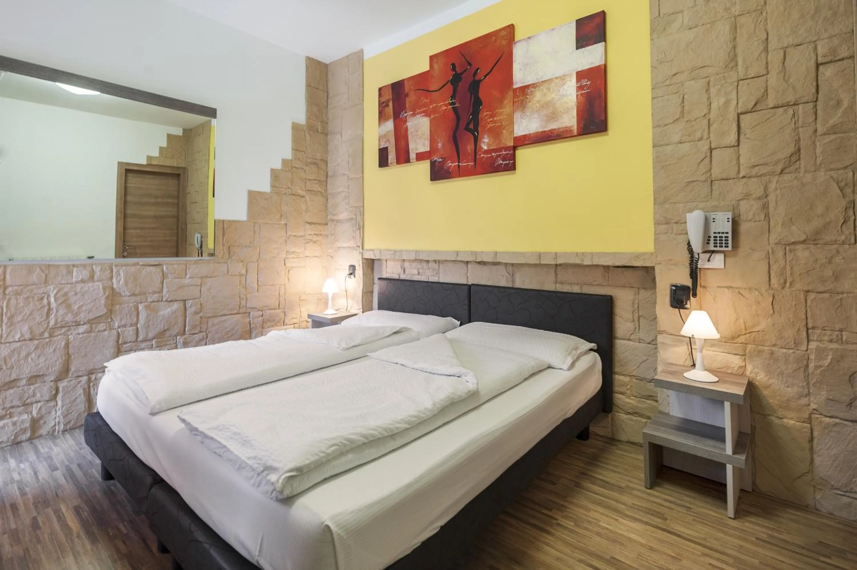 Bedroom, Bed in Hotel Garni Ischia