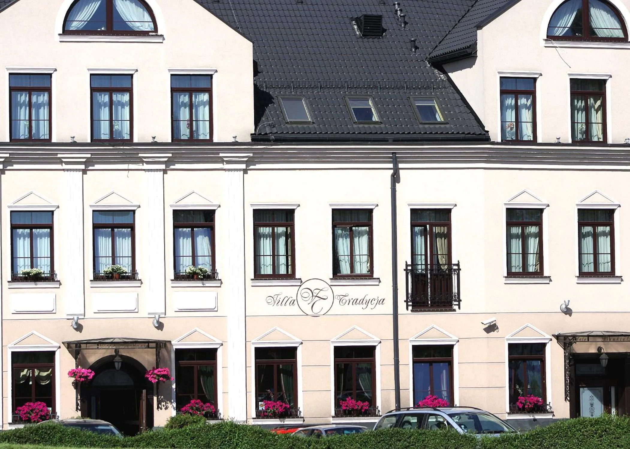 Facade/entrance in Villa Tradycja