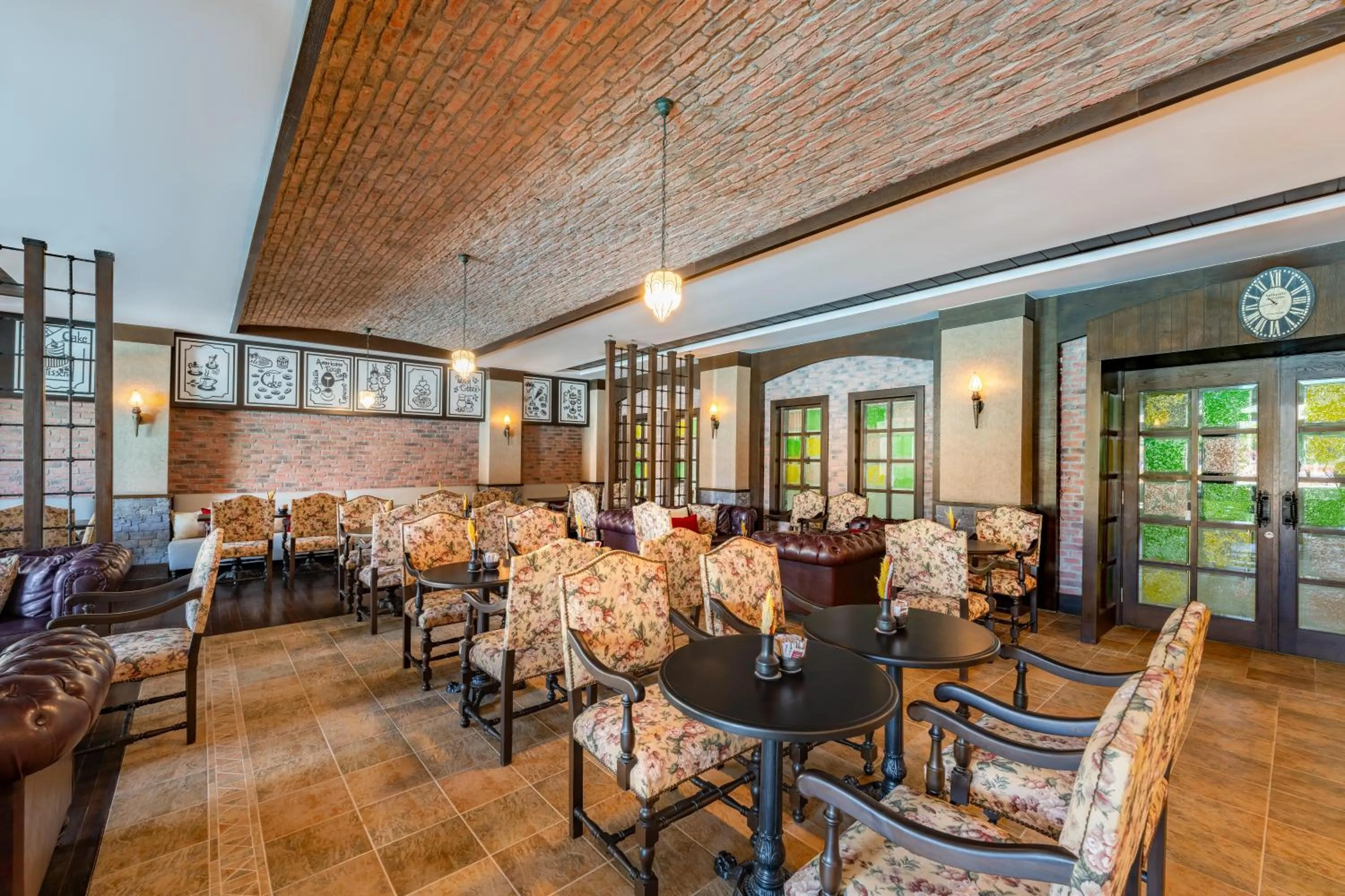 Restaurant/places to eat in Trendy Aspendos Beach