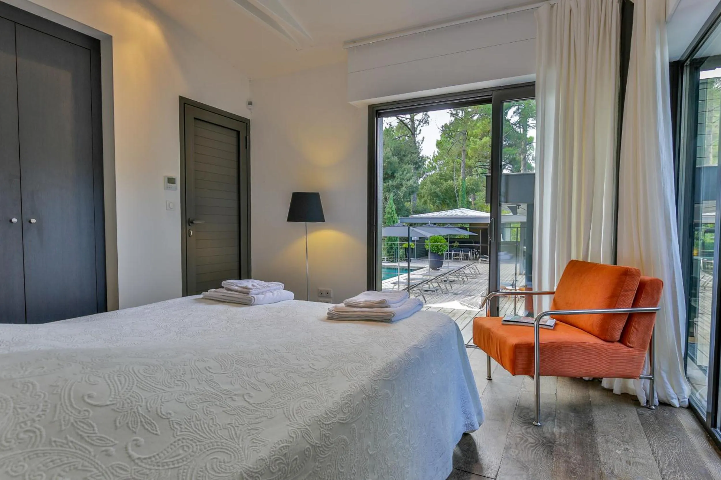 Bed in Villa AMANJANGO SEIGNOSSE-HOSSEGOR