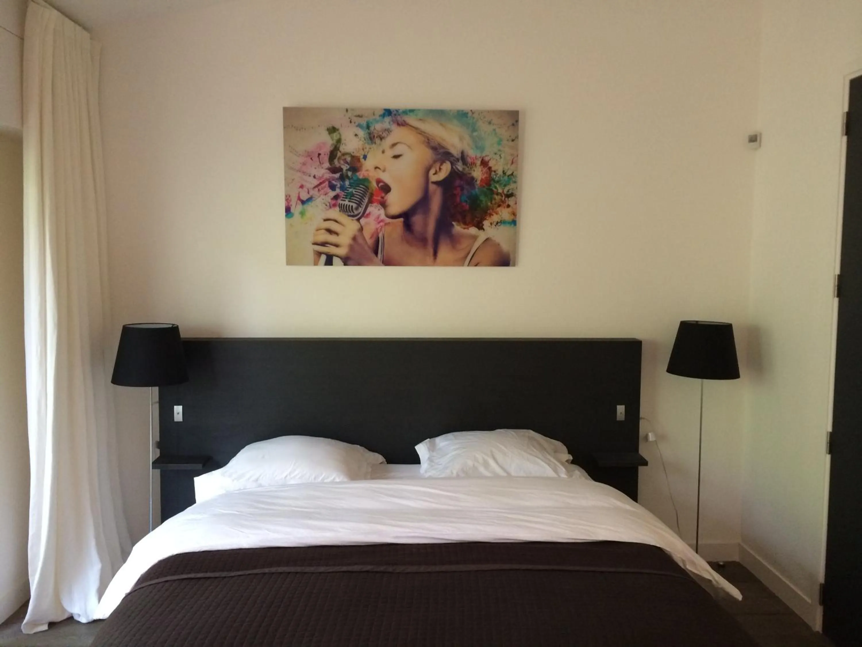 Bed in Villa AMANJANGO SEIGNOSSE-HOSSEGOR