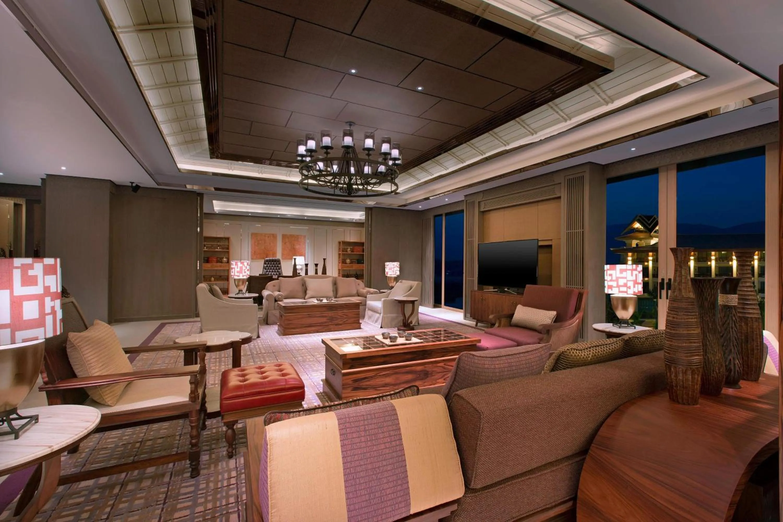 Living room in Sheraton Grand Xishuangbanna Hotel