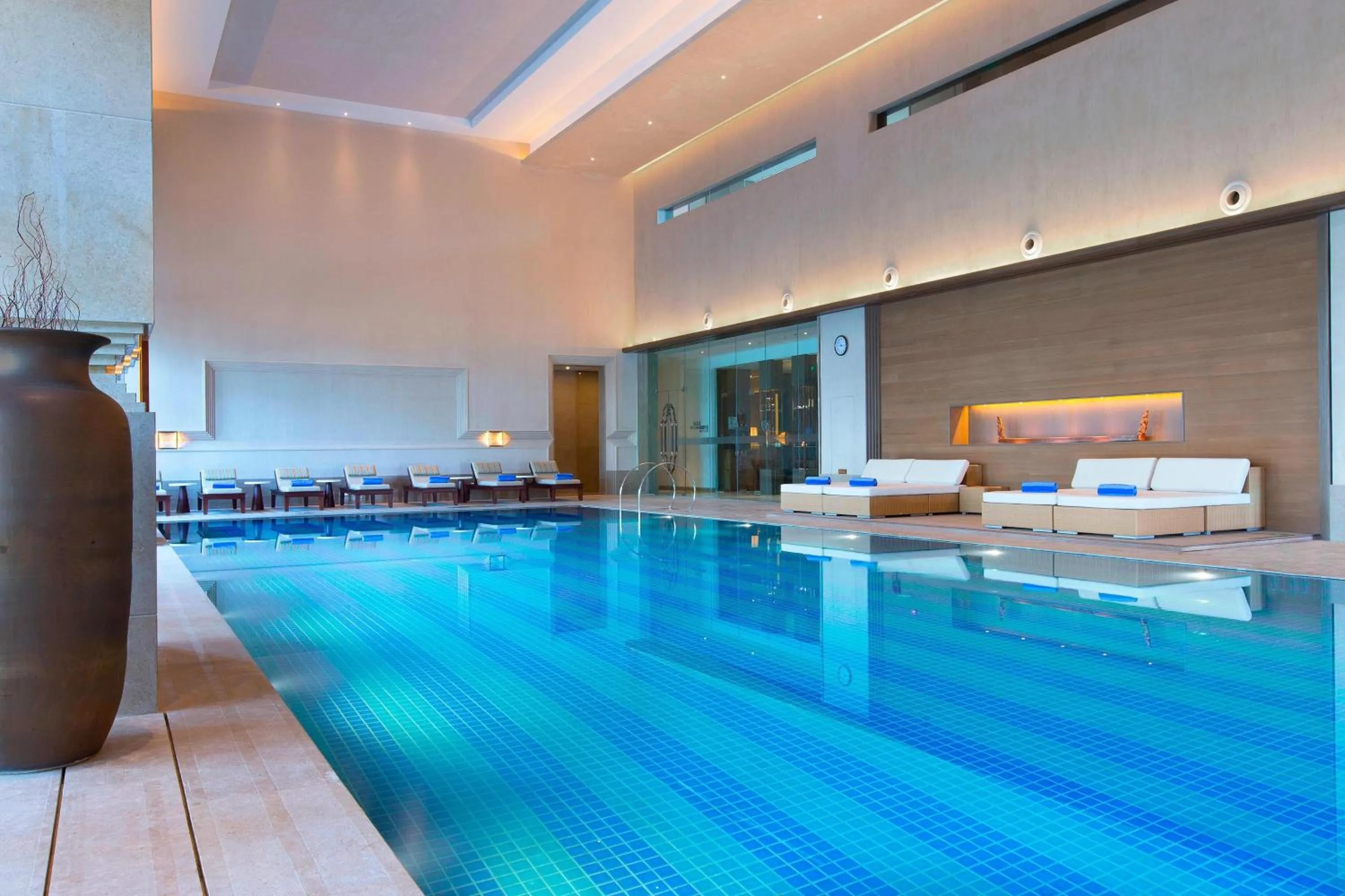 Swimming pool in Sheraton Grand Xishuangbanna Hotel