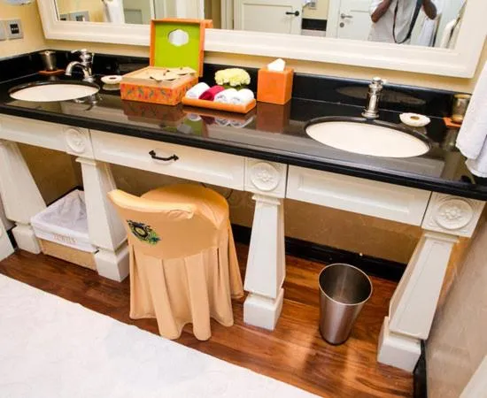 Bathroom in ITC Grand Bharat, a Luxury Collection Retreat, Gurgaon, New Delhi Capital Region