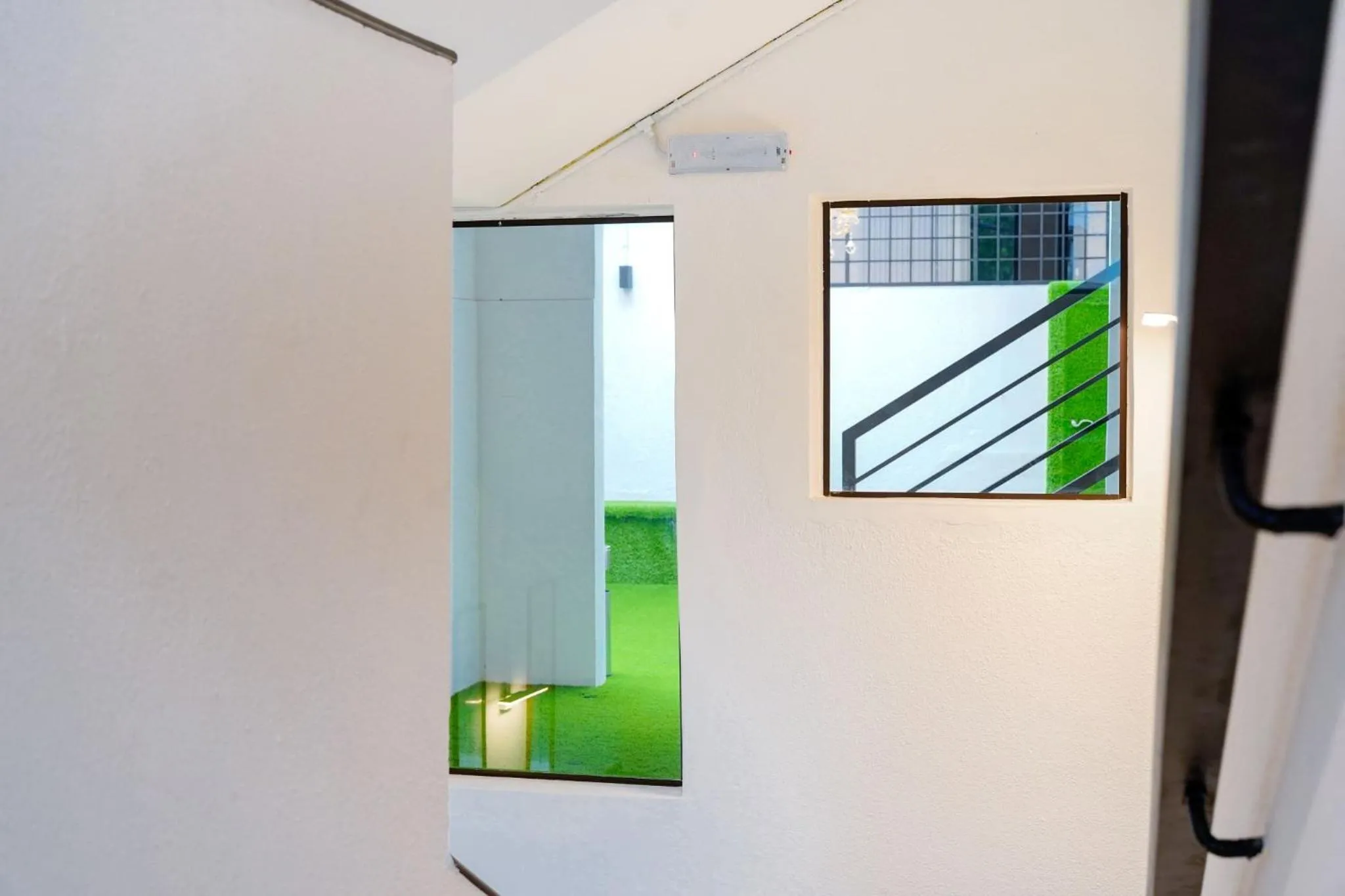 Property building in Robin Hotel