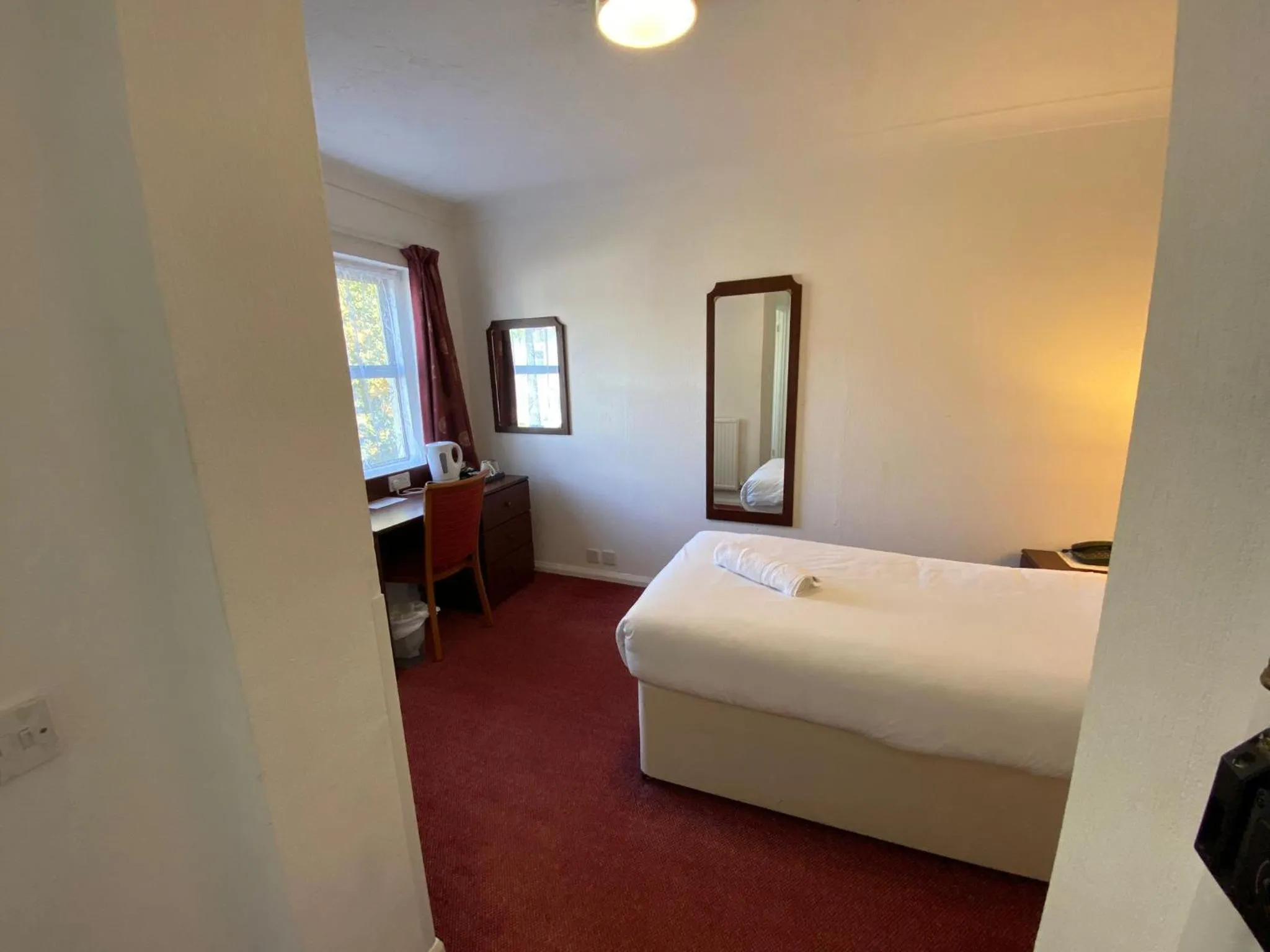 Bed in Tor Park Hotel