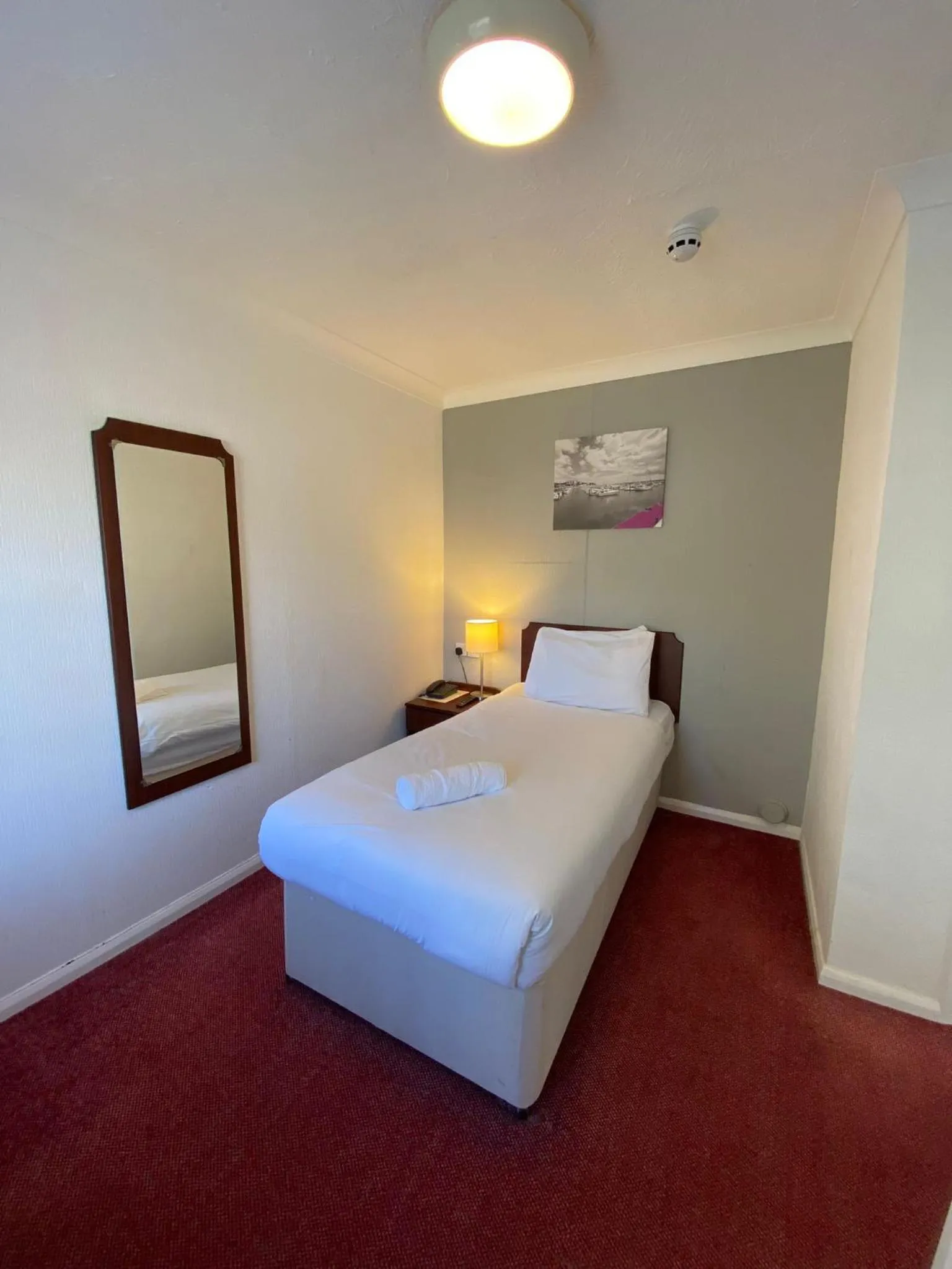 Bed in Tor Park Hotel