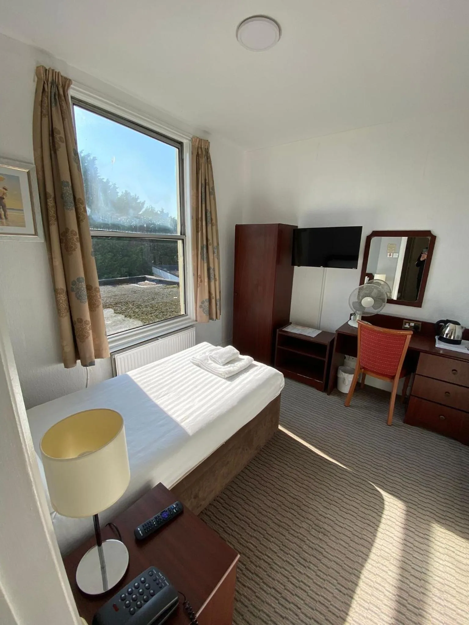 Bed in Tor Park Hotel