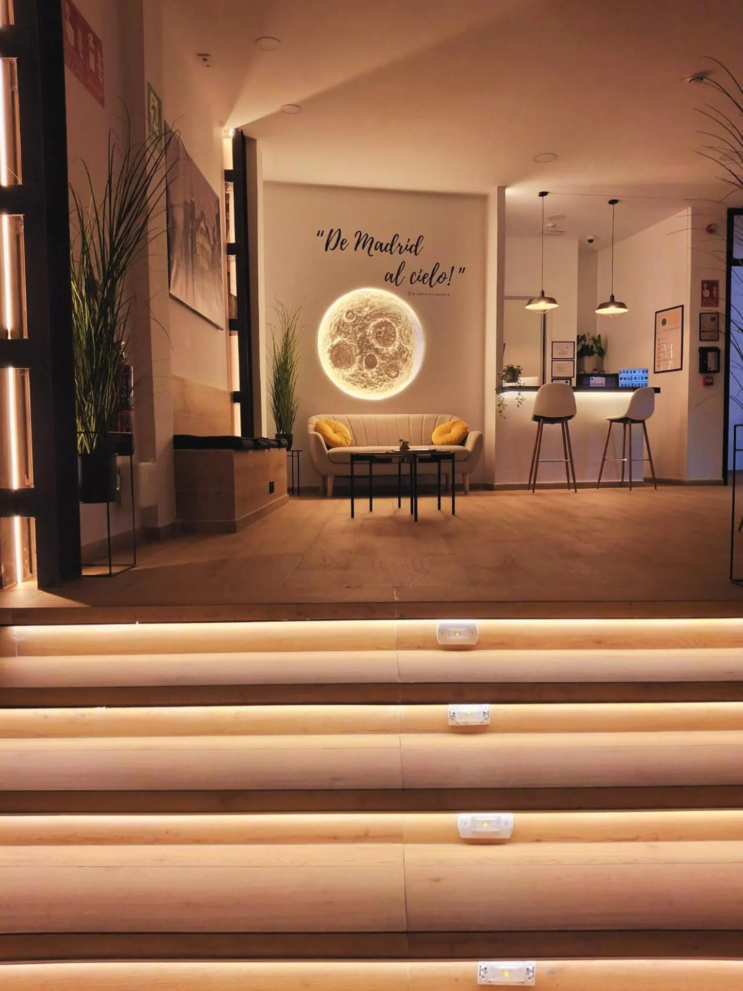 Lobby or reception in Urban Inn Madrid