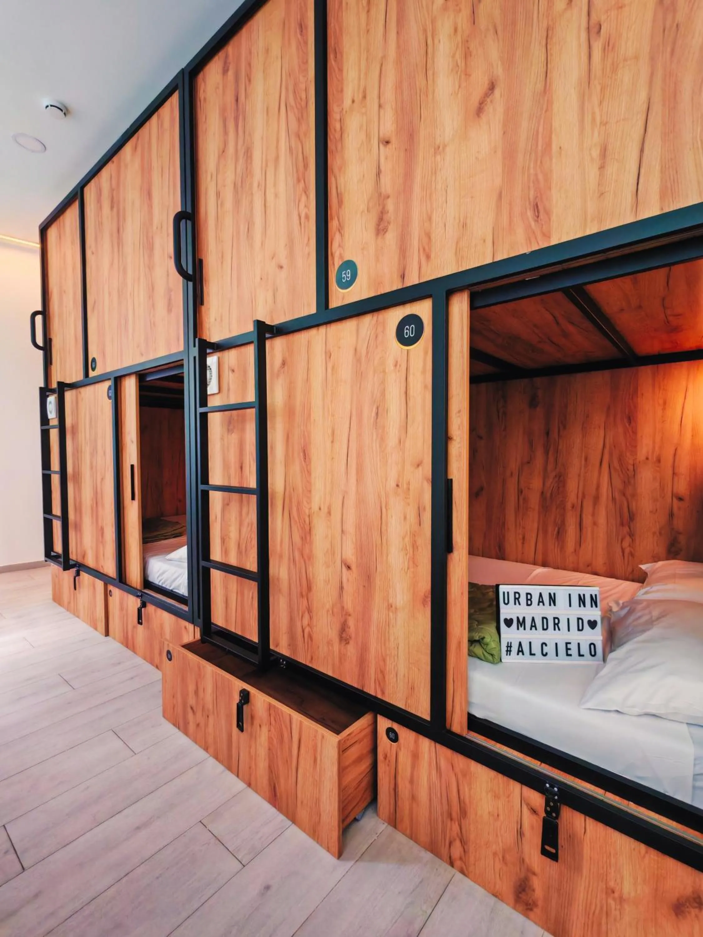 Bed in Urban Inn Madrid