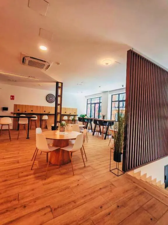 Dining area in Urban Inn Madrid