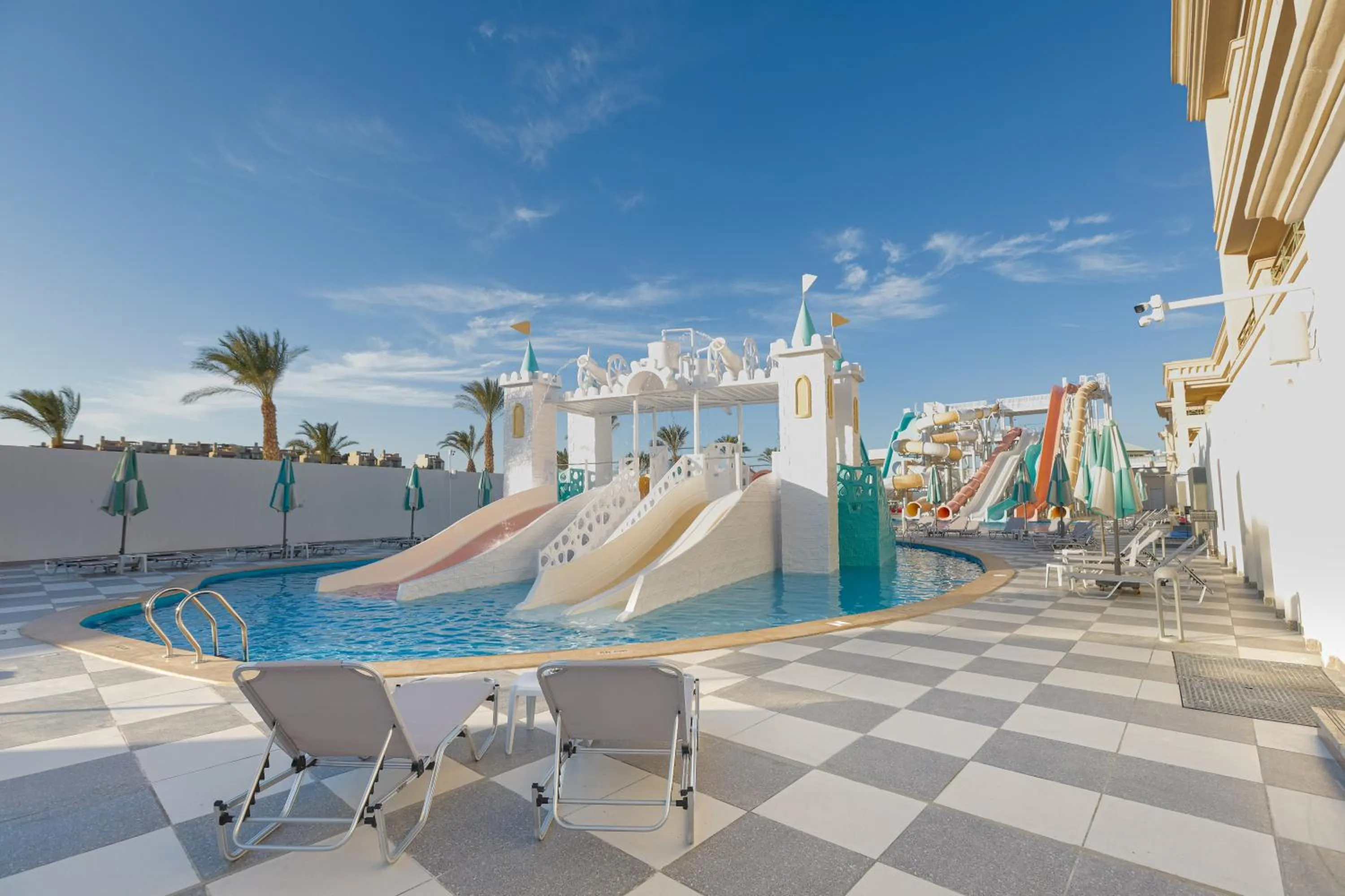 Aqua park in Flow Spectrum Resort Sahl Hasheesh