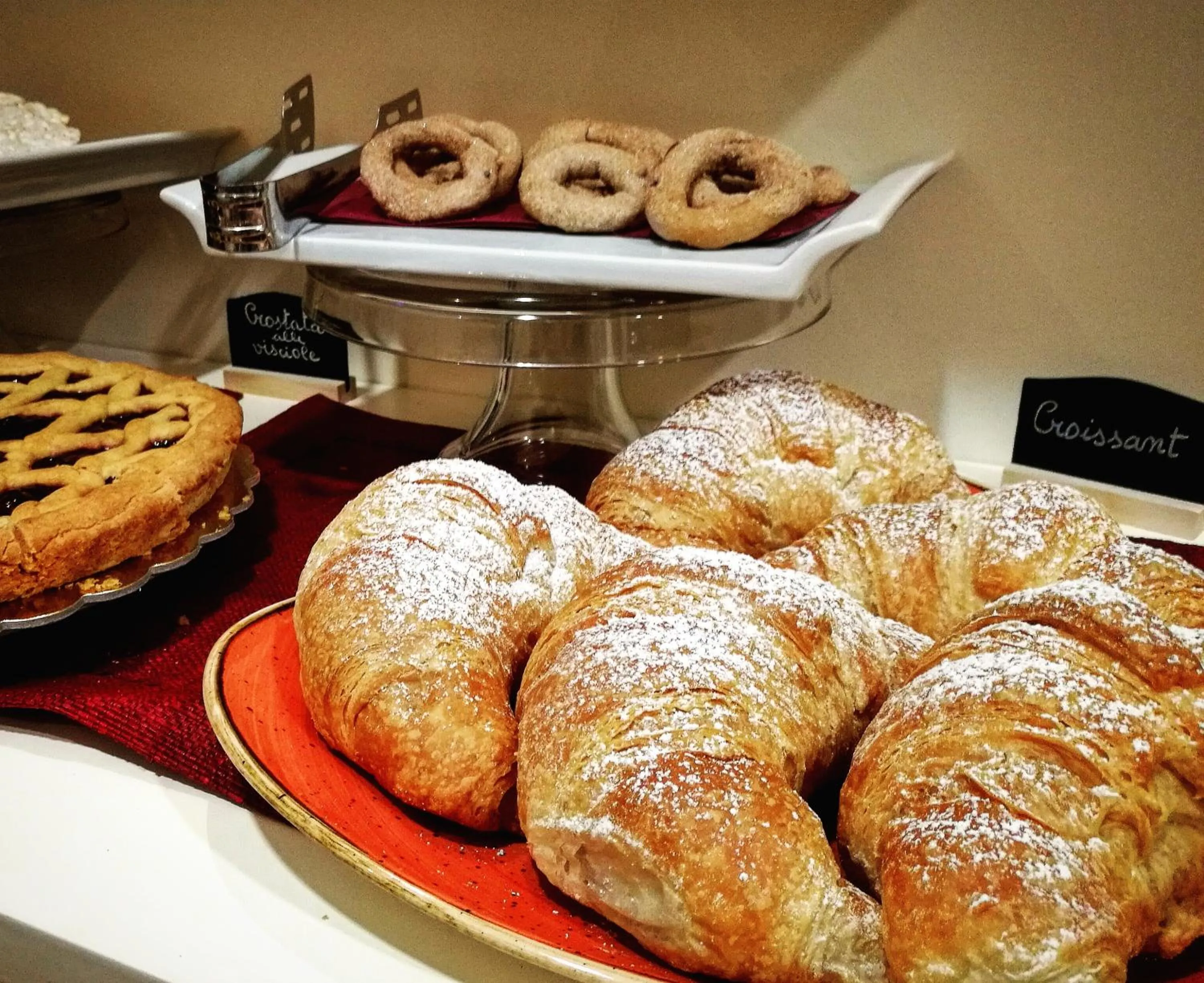 Food and drinks in Hotel L' Orto degli Otelli