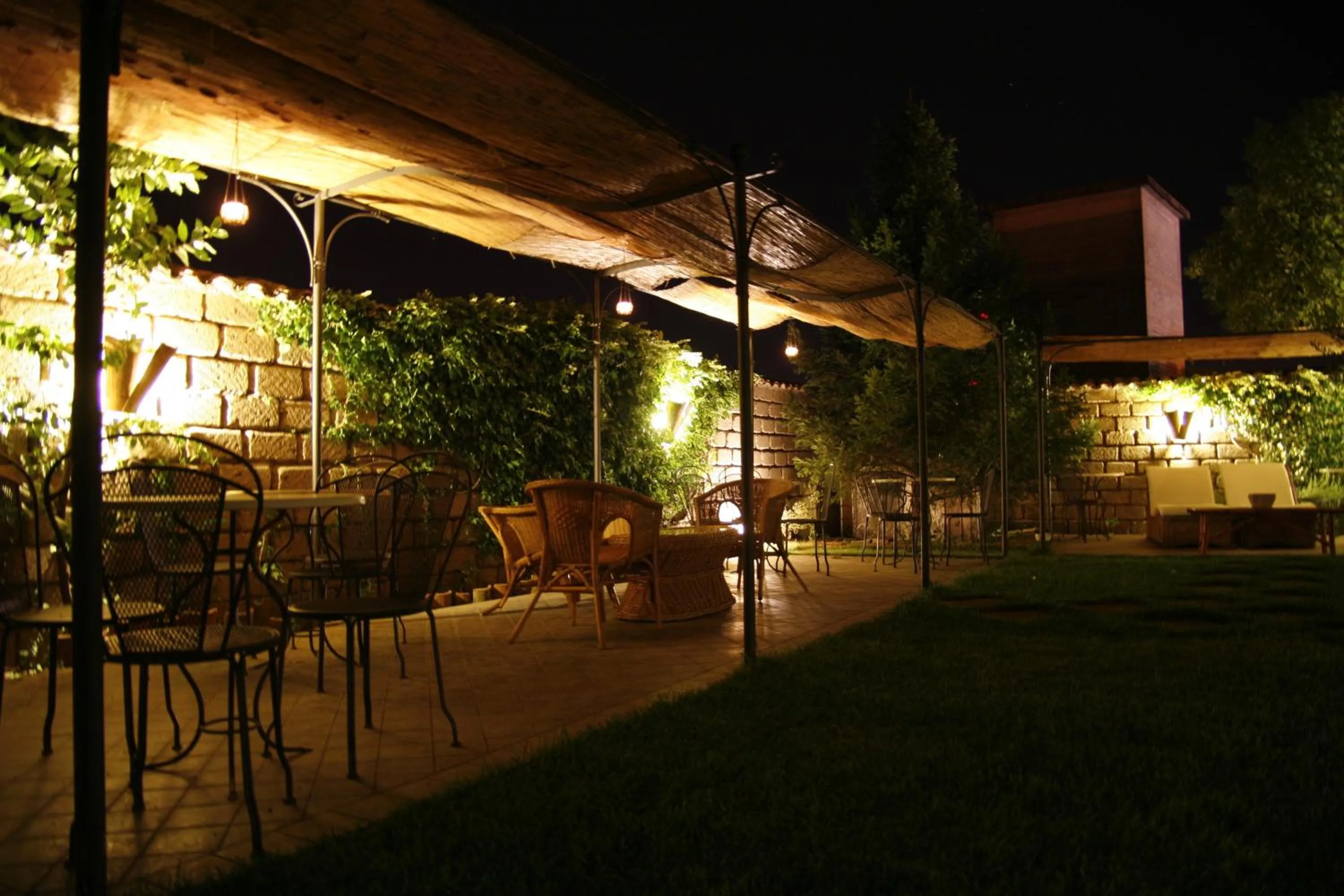 Patio in Hotel L' Orto degli Otelli