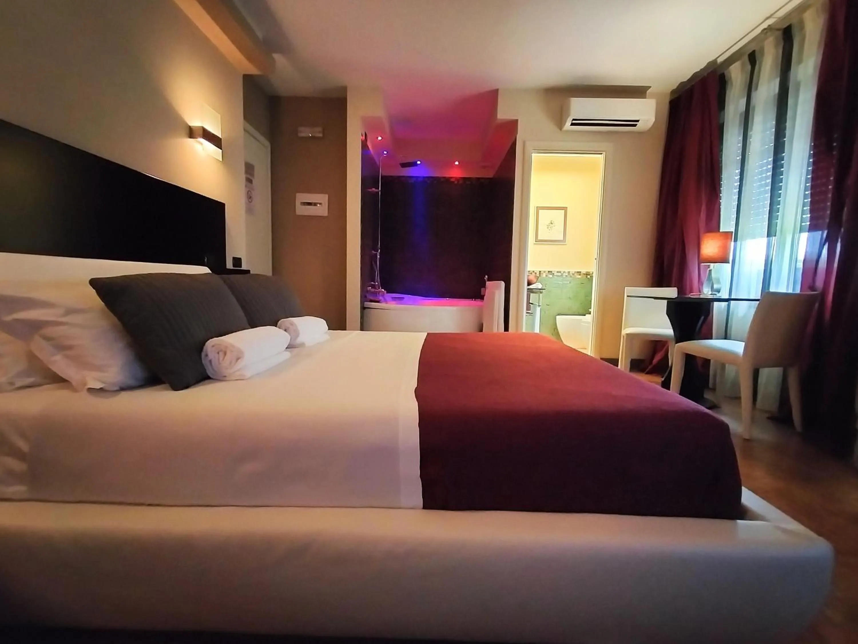 Bed in Hotel L' Orto degli Otelli