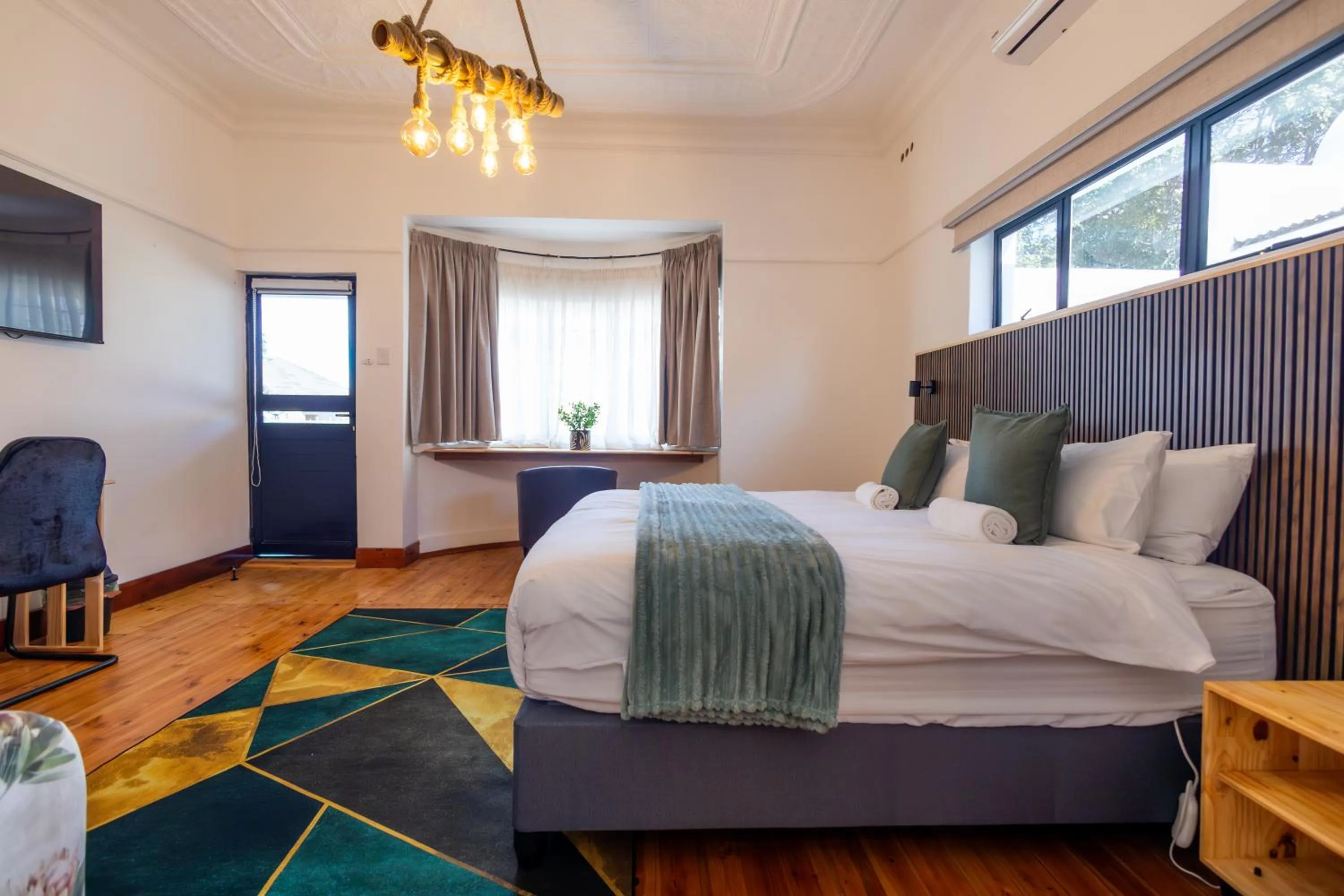 Bed in Fusion House B&B and Conference Venue