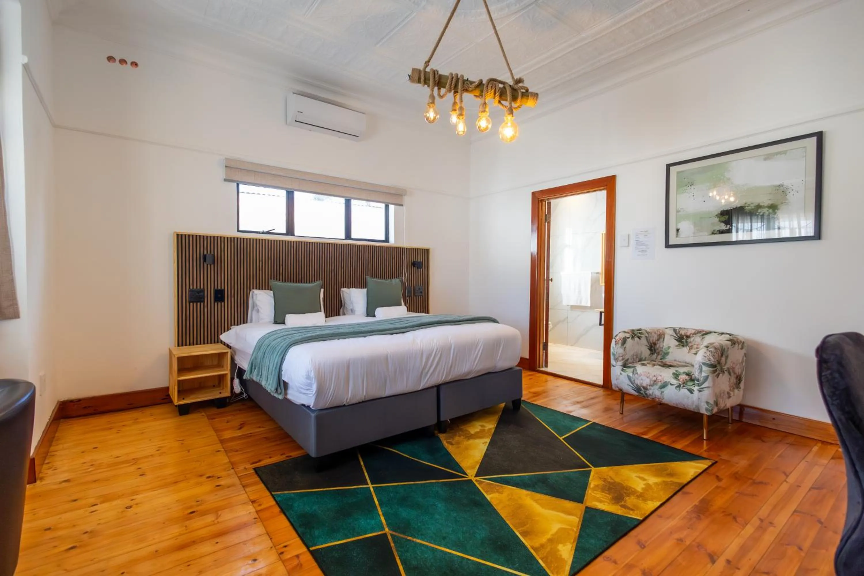 Bed in Fusion House B&B and Conference Venue