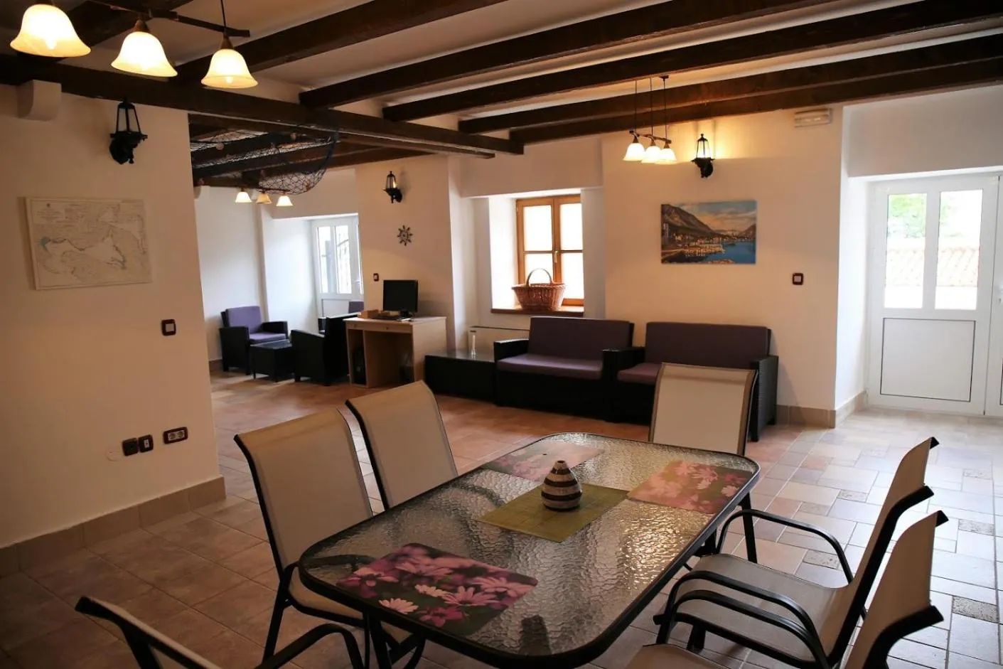 Coffee/tea facilities in Villa Captain