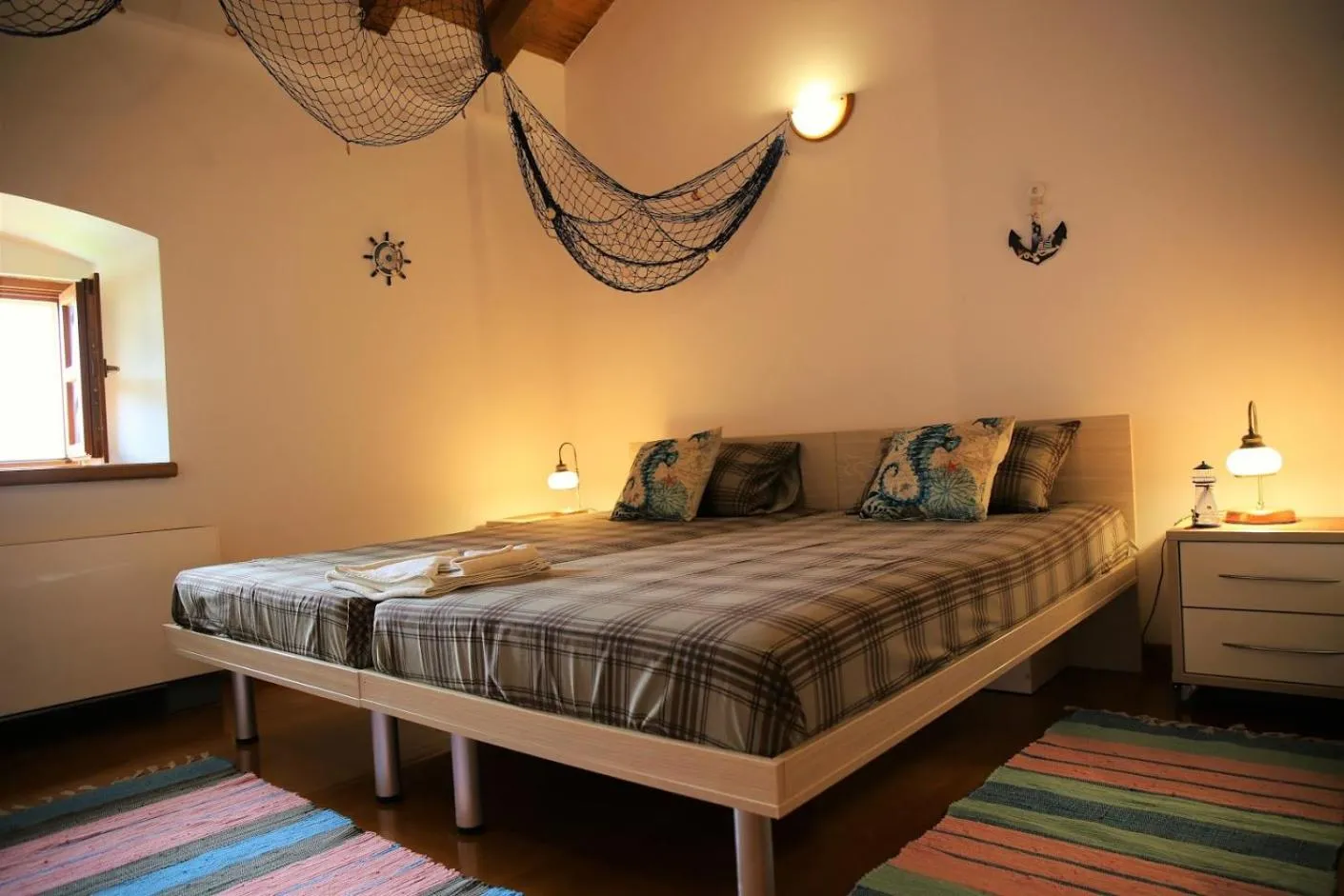 Bedroom, Bed in Villa Captain